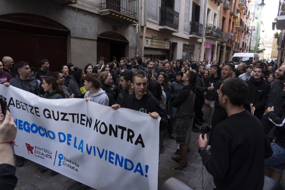 Etxegabetzea Iruñean Etxegabetzea Iruñean
