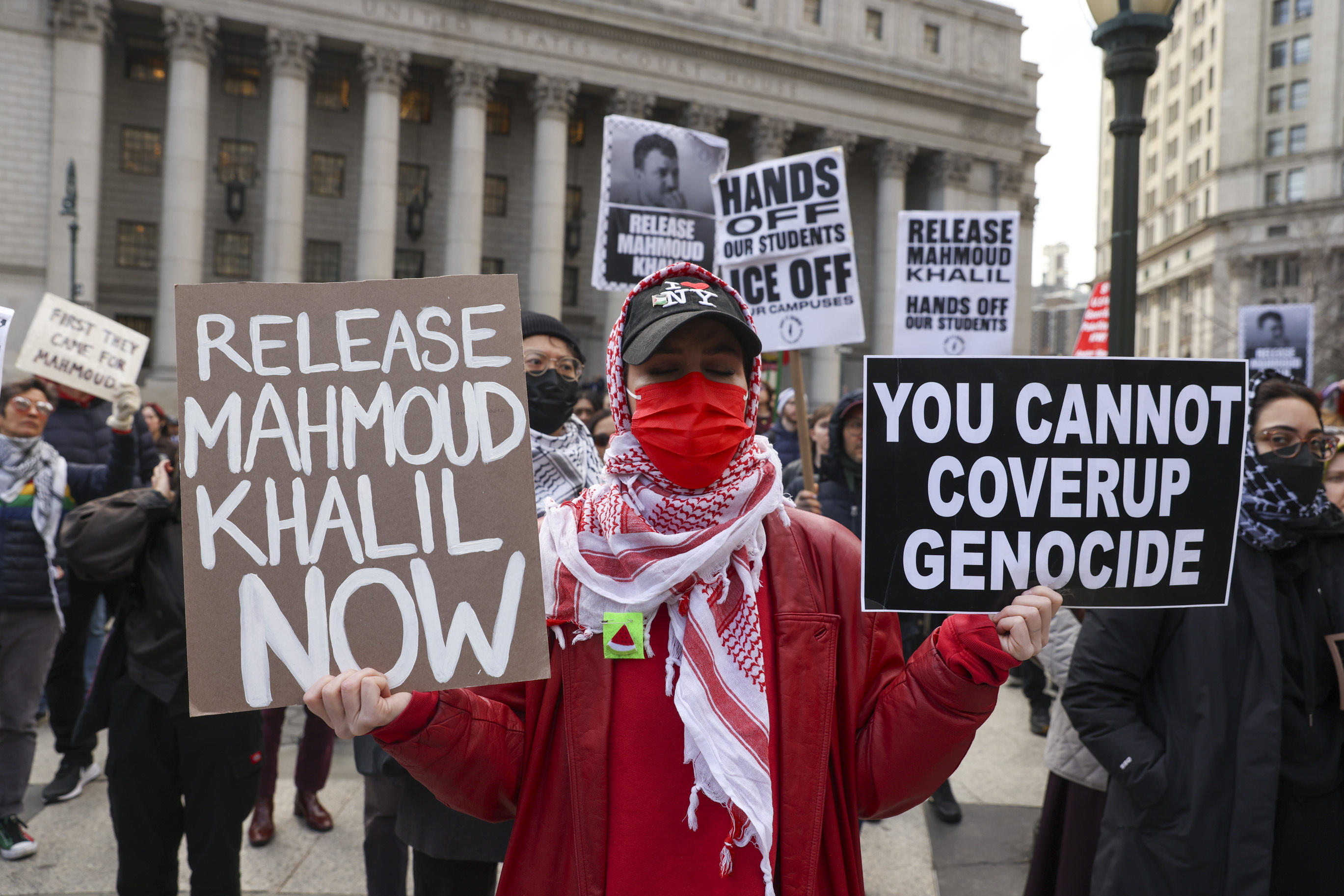 Mahmud Khalilen atxiloketaren aurkako protesta bat, New Yorken, AEBetan, martxoan. SARAH YENESEL / EFE