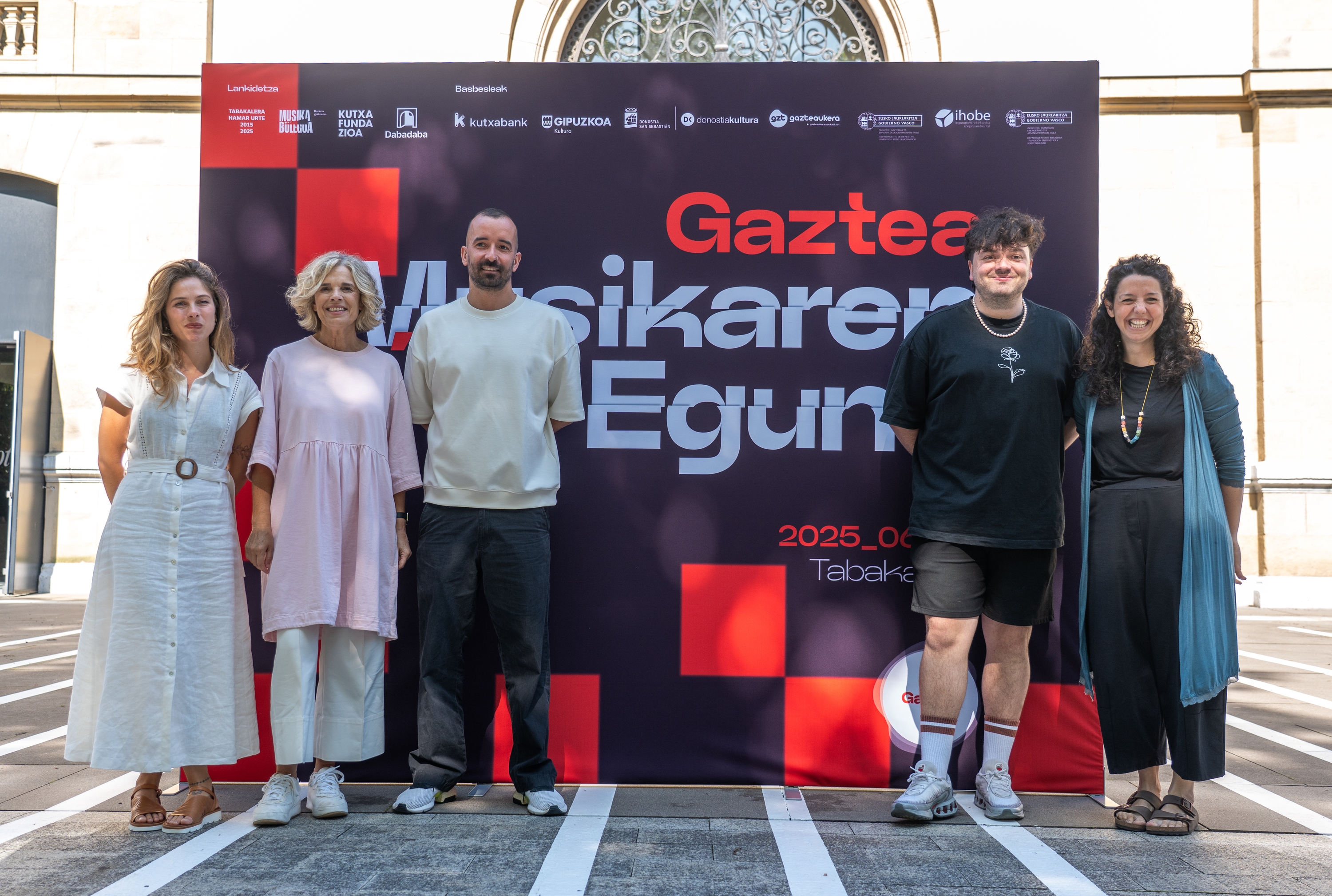 Gaztearen Musikaren Eguna aurkeztu dute Donostian. ANDONI CANELLADA / FOKU