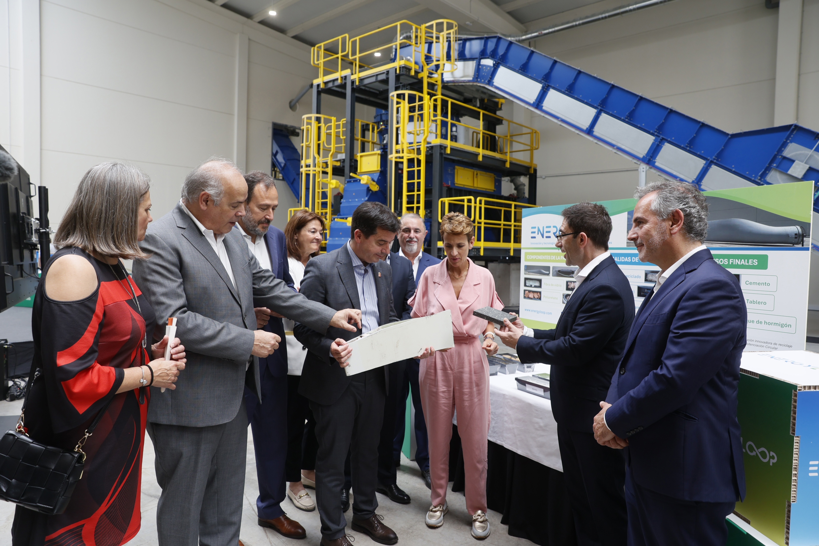 IFC, Iberdrola eta Nafarroako Gobernuko ordezkariak, gaurko inaugurazio ekitaldian. IBERDROLA