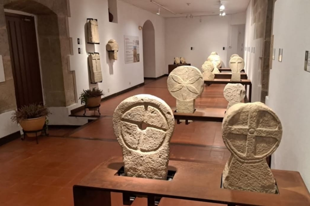 Tafallan hainbat hilarri bildu dituzte. Tafallan hainbat hilarri bildu dituzte.