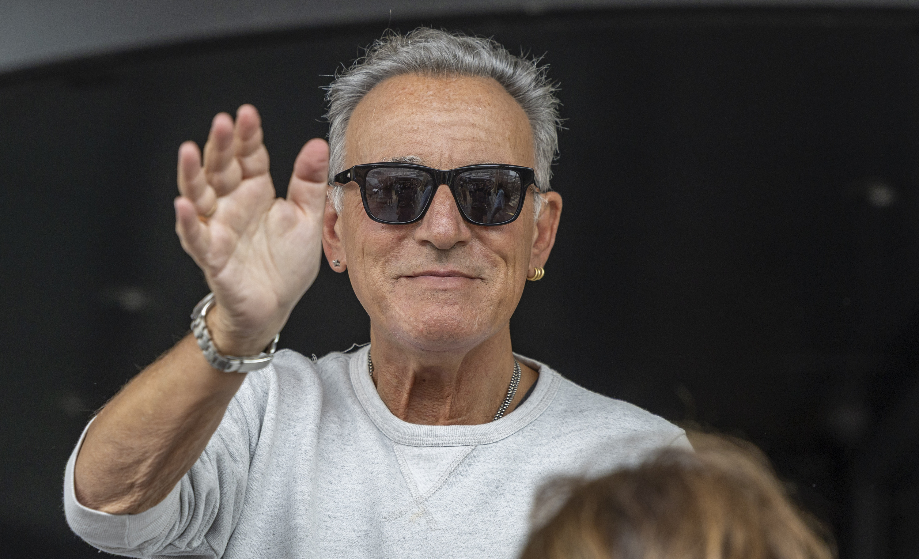 Bruce Springsteen, ostiralean, Donostiara iristean. JAVIER ETXEZARRETA / EFE