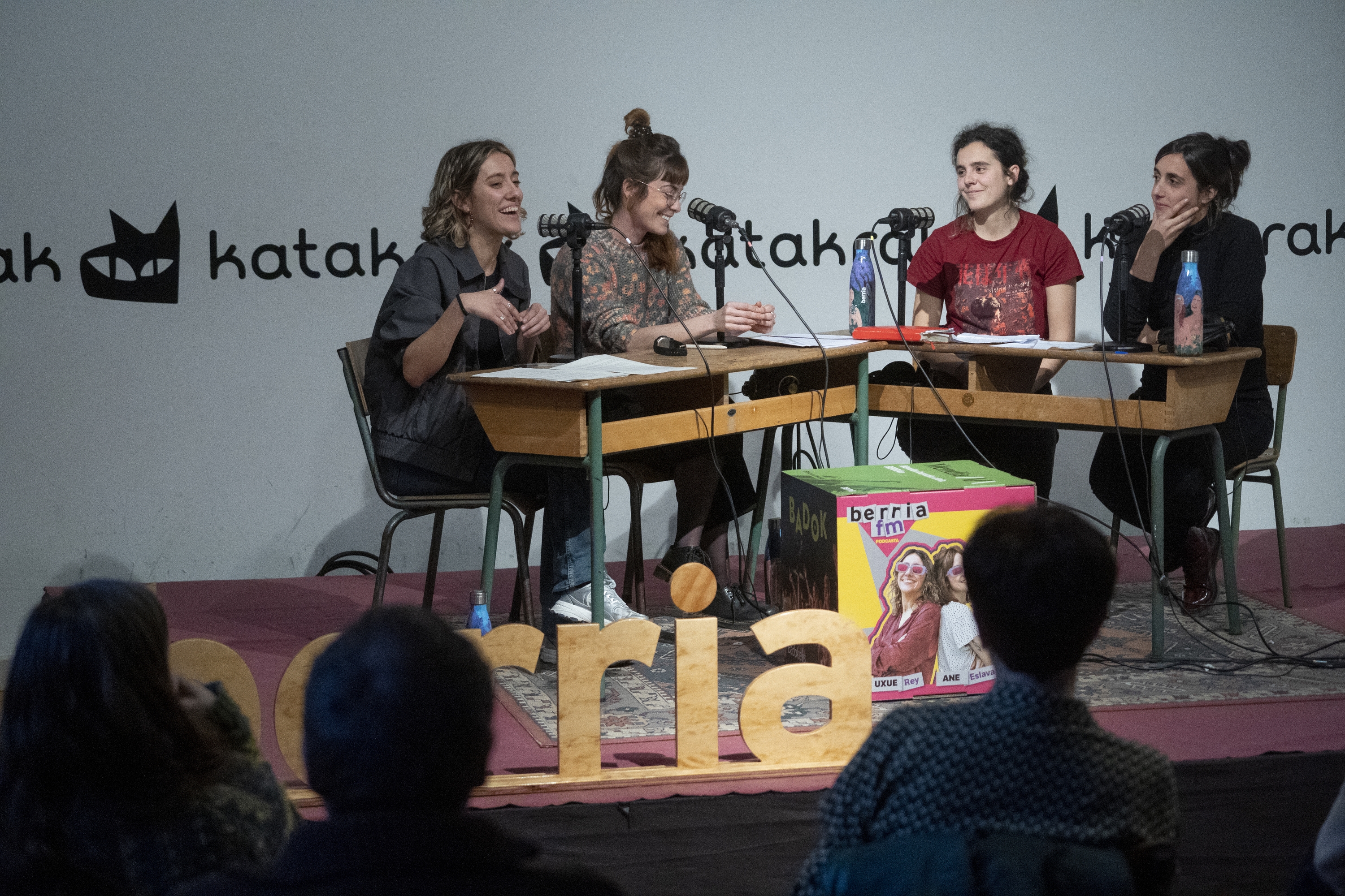 'Berria FM' podcastaren zuzenekoa, martxoaren 6an, Iruñean. IÑIGO URIZ / FOKU