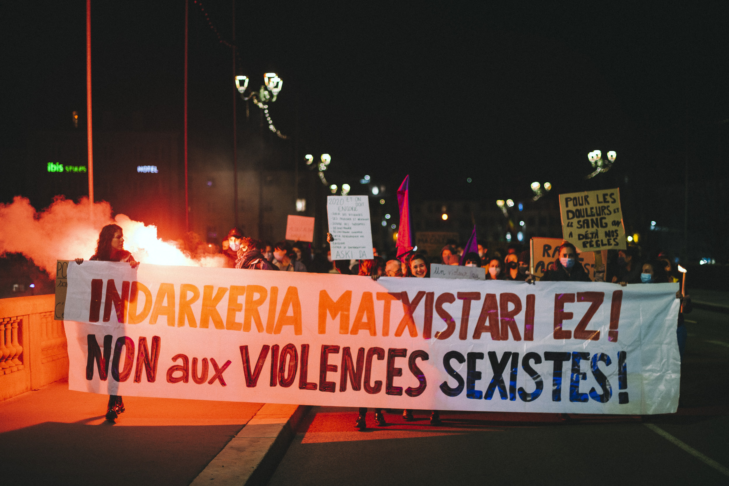 Mobilizazio feminista bat Baionan, artxiboko irudi batean. BERRIA