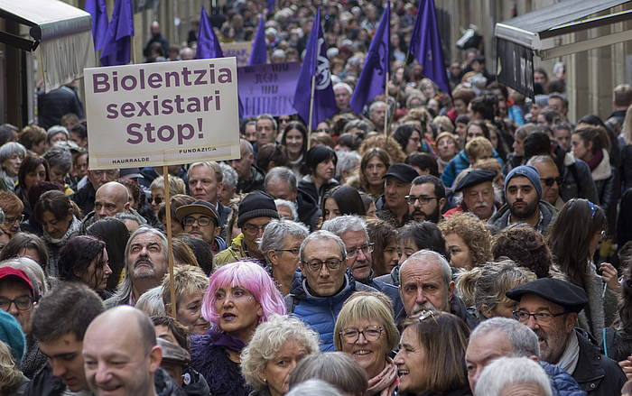 Indarkeria matxistaren kontrako manifestazio bat, iazko azaroan, Donostian. ANDONI CANELLADA, FOKU