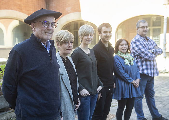 Foro Sozialak otsailean, alde diferenteetako biktimekin egindako topaketak egin zituen. Artxiboko argazkian, Isidro Murga, Peti Romero, Maria Jauregi, Peru del Hoyo eta Pablo Martinez. JON URBE, FOKU