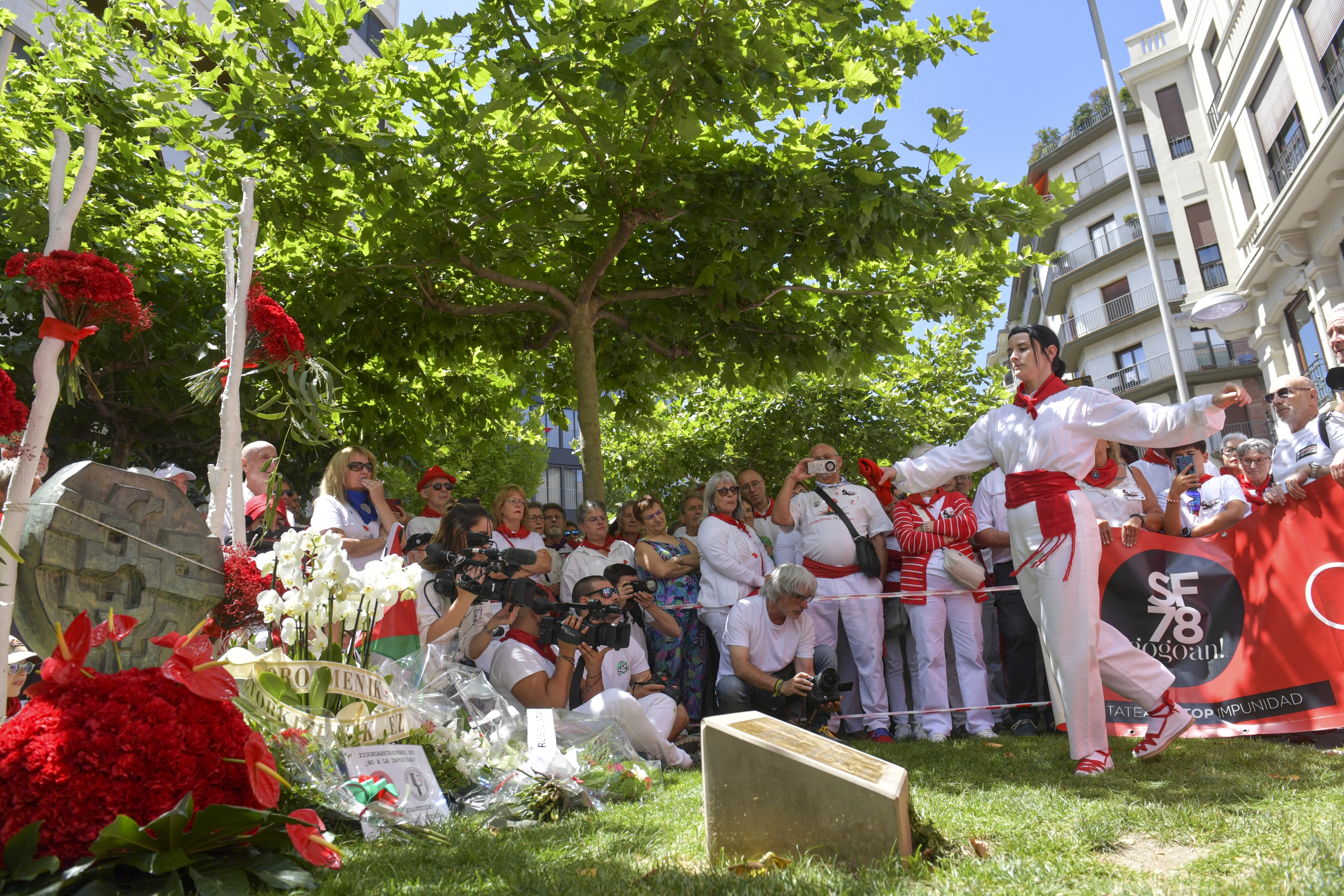 (ID_15126653) (Idoia Zabaleta/@FOKU) 2025-07-08, Iruñea. German Rodriguez omenaldia, Rozalen, Erramun Martikorena