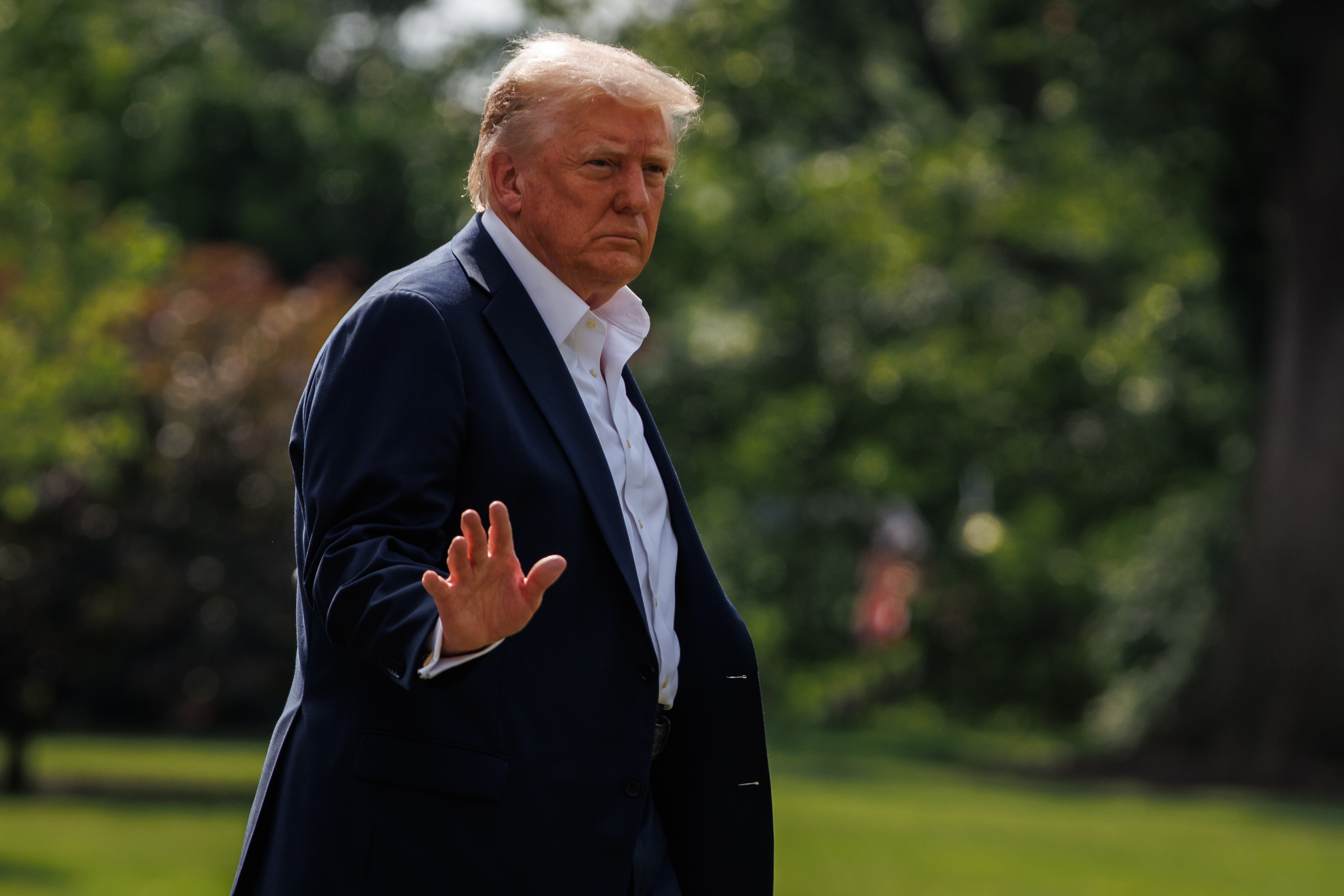 Donald Trump AEBetako presidentea, ostiralean. YURI GRIPAS / EFE