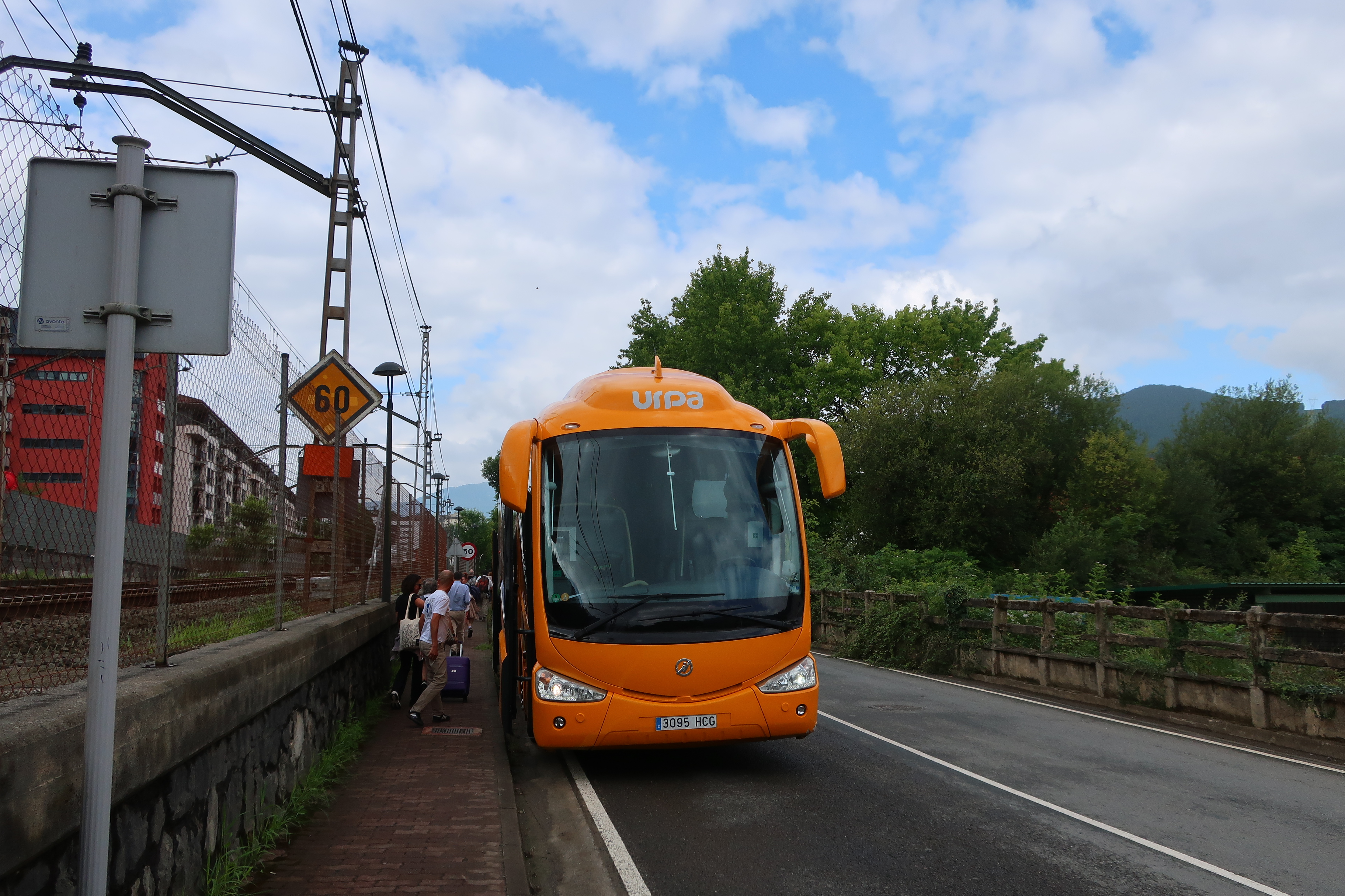 Renfe hasi da Irun eta Andoain arteko tren zerbitzua autobusez ordezkatzen