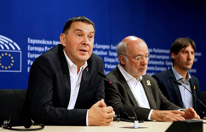 Arnaldo Otegi, iazko azaroaren 6an, Bruselan, Europako Parlamentuan, Estrasburgoko epaia jakin zenean. EFE