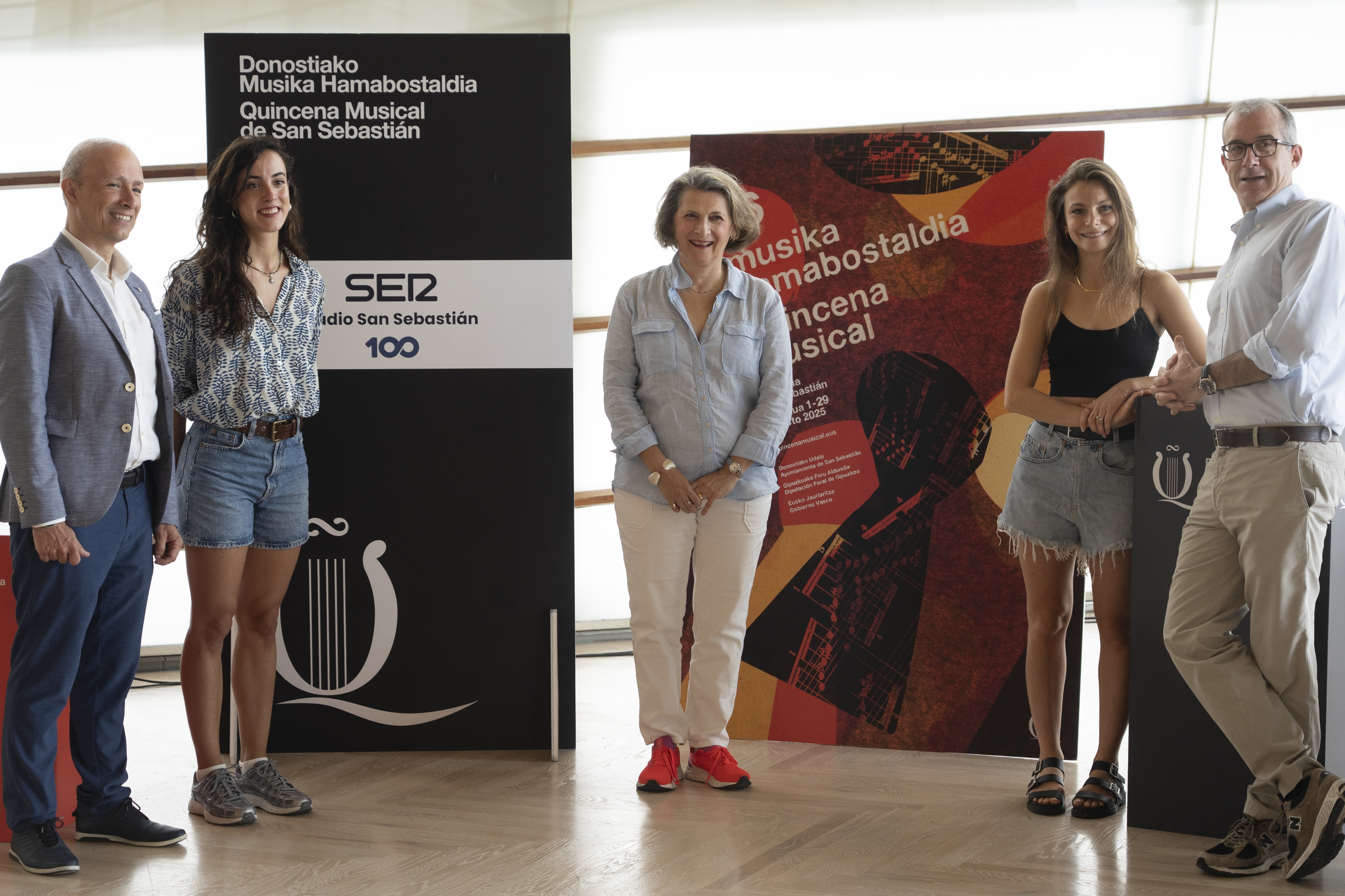 Dany Leveque, Araceli Caro Regalon, Micol Taiana eta Patrick Alfaya, 'Requiem(s)' ballet emanaldiaren aurkezpenean, gaur, Kursaalean. JAGOBA MANTEROLA / FOKU