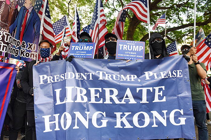 Demokraziaren aldeko protesta, atzo, Hong Kongen. EFE