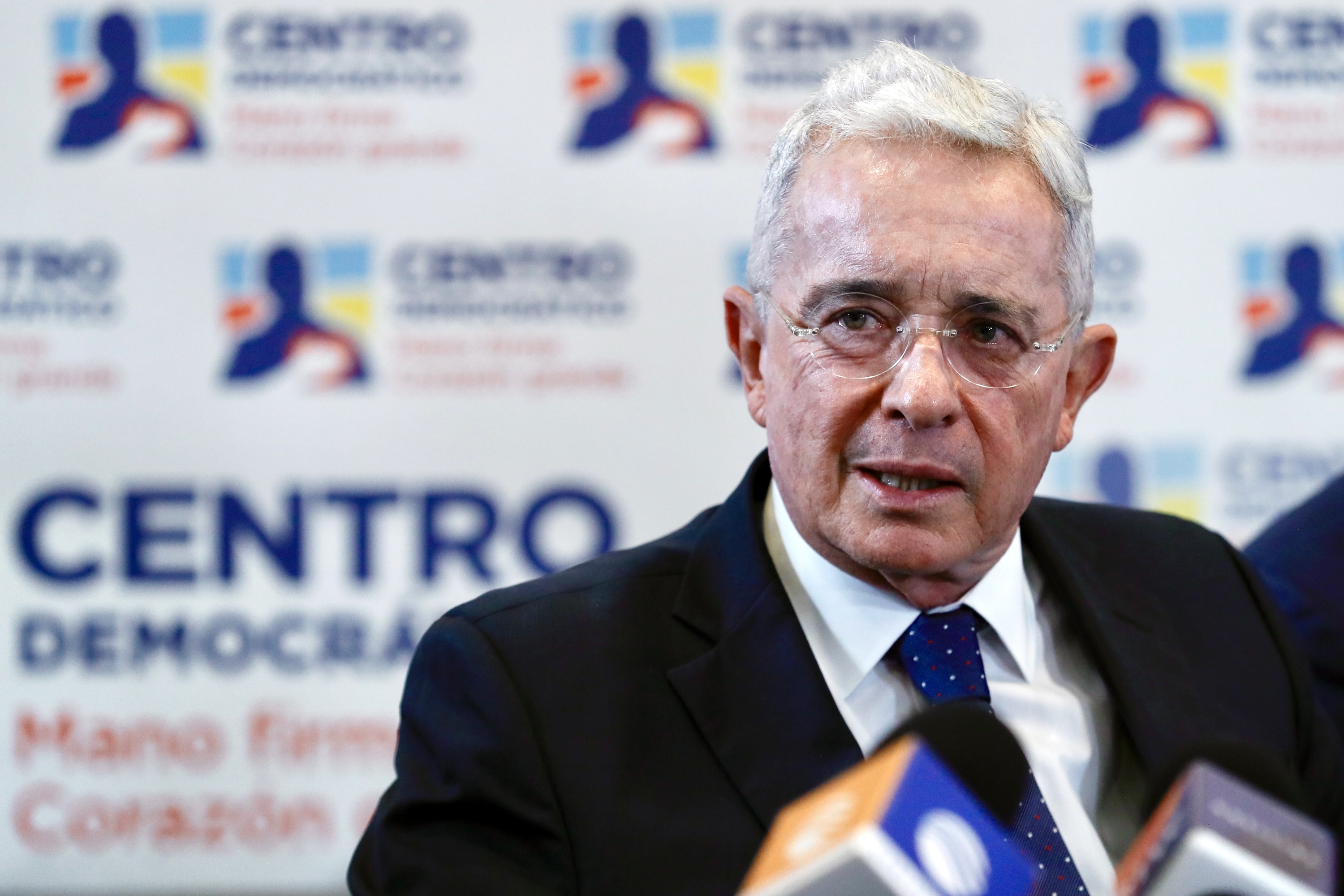 Uribe 2023an, Bogotan, artxiboko irudi batean. CARLOS ORTEGA / EFE