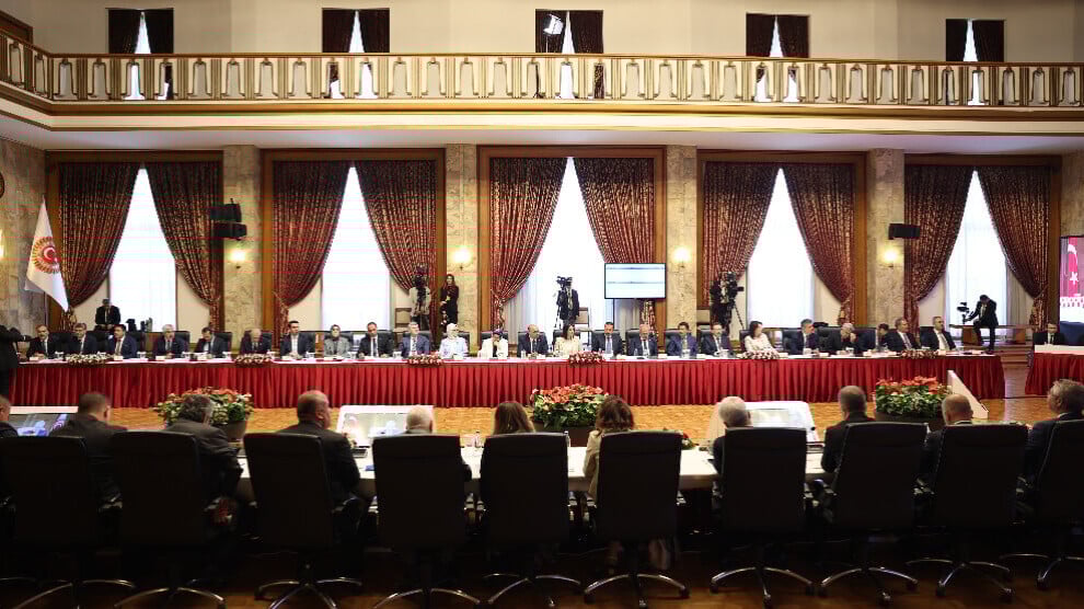Atzo bildu zen lehen aldiz Elkartasun Nazionalerako, Senidetasunerako eta Demokraziarako Batzordea, Ankaran. ANF