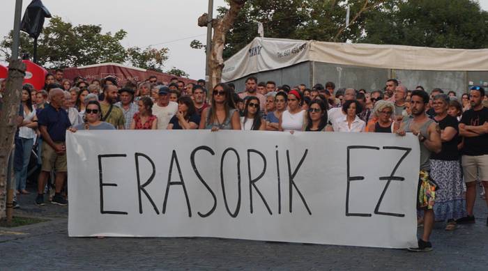 Getariako plazan egindako elkarretaratzea. ONINTZA LETE ARRIETA / GUKA