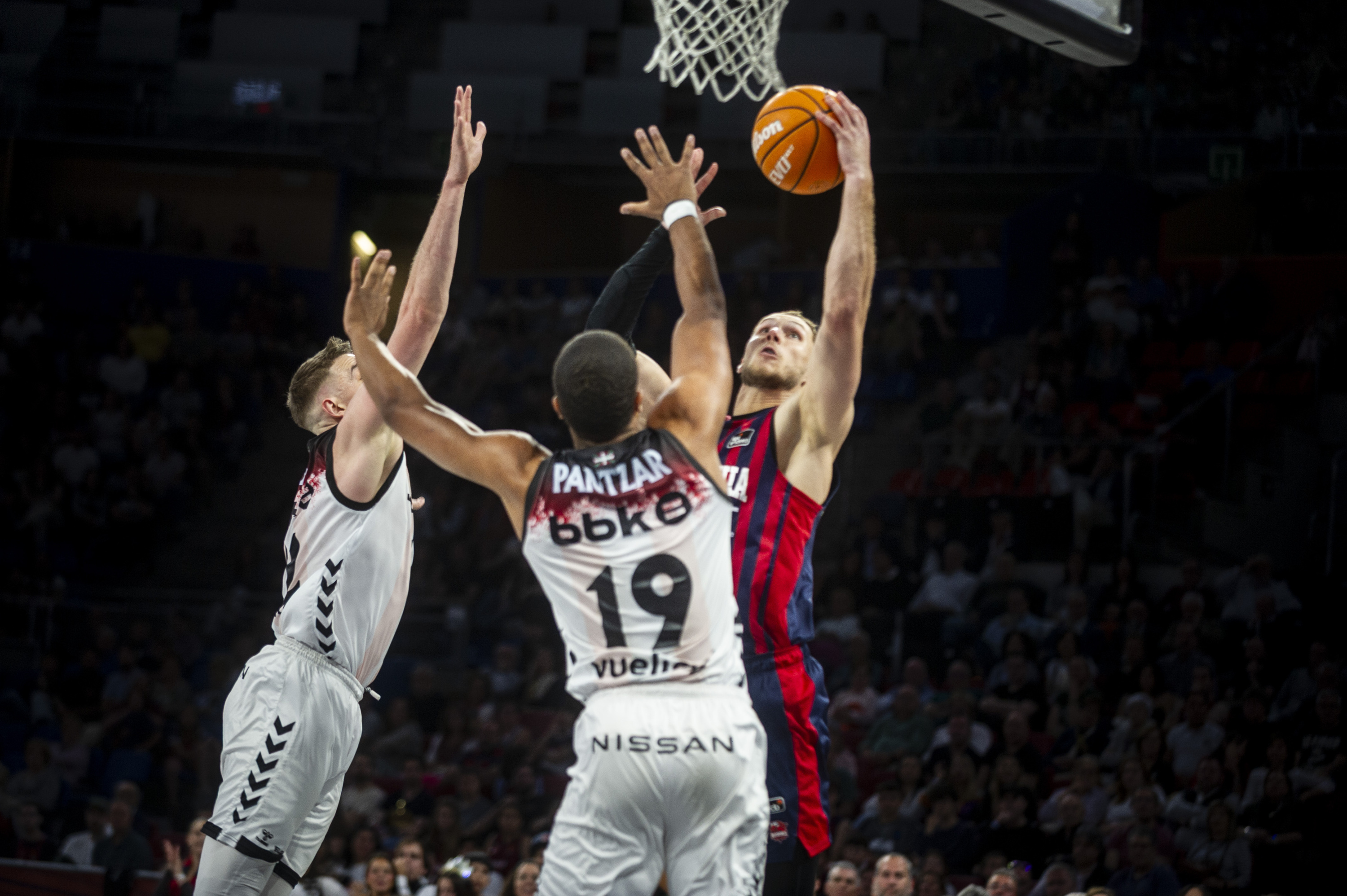 Baskonia-Bilbo Basket. JAIZKI FONTANEDA / FOKU