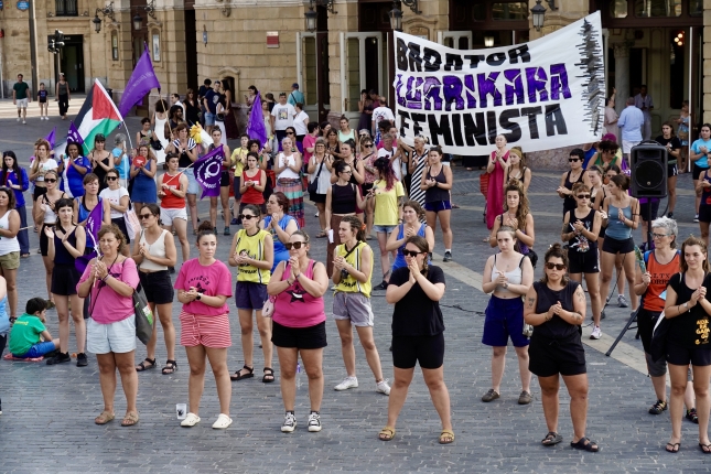 Bilboko mugimendu feministaren prentsaurrekoa.