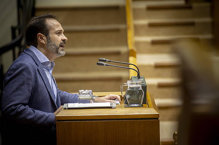Jose Ramon Becerra Equoko legebiltzarkidea, iazko azaroan, Eusko Legebiltzarrean. JAIZKI FONTANEDA, FOKU