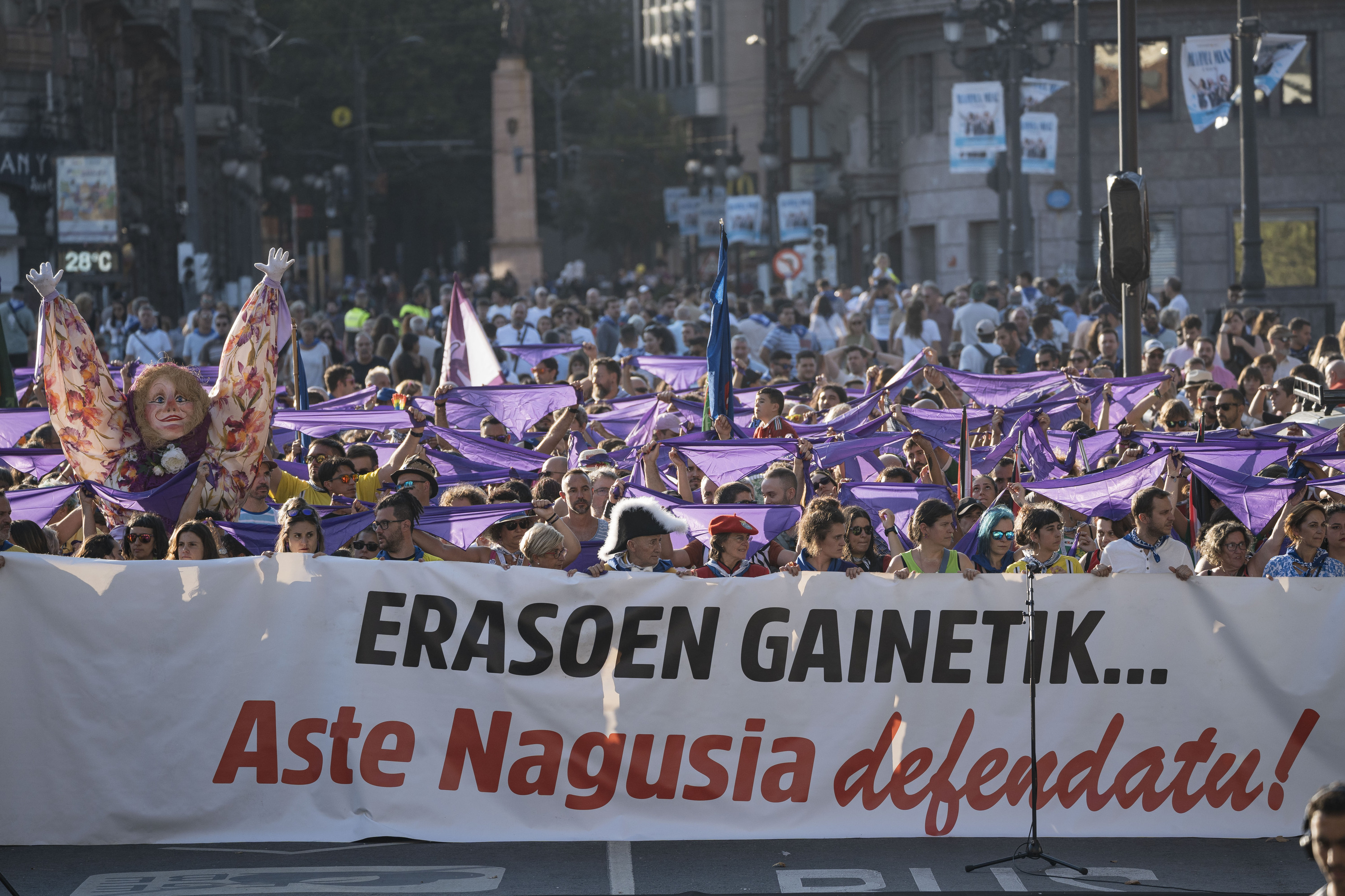 Bilboko Konpartsek antolatutako protesta, gaur. ARITZ LOIOLA / FOKU