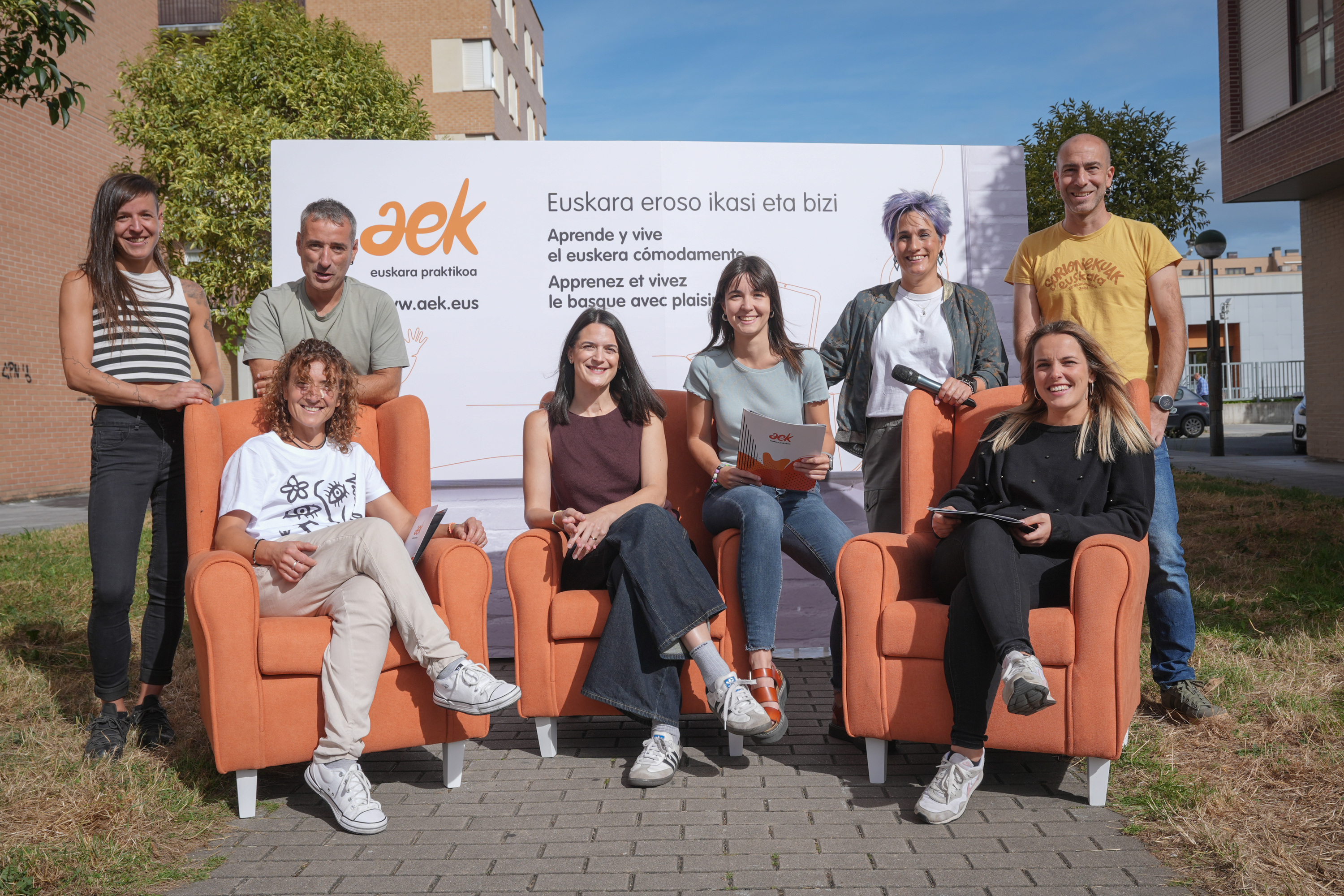 AEK-k matrikulazio kanpaina aurkeztu du Gasteizko Zadorra euskaltegian. ENDIKA PORTILLO / FOKU