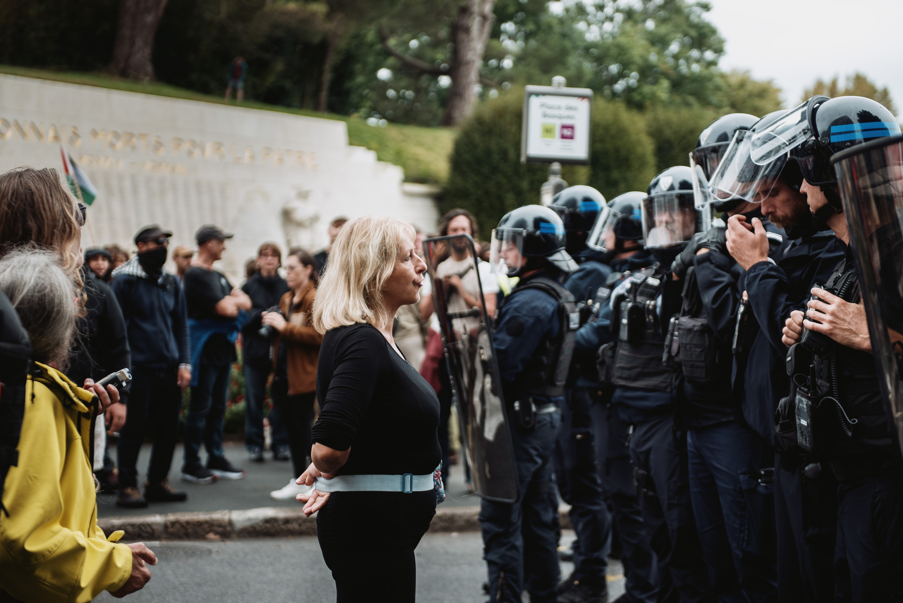Liskarrak izan dira Frantziako Poliziarekin Baionan. GUILLAUME FAUVEAU