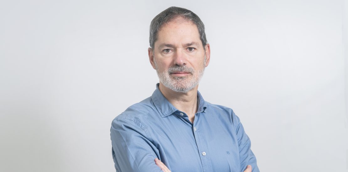 Mikel Larreak Eroskin egin du bere ibilbide profesionala. KONFEKOOP