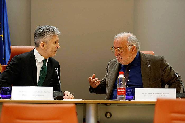 Grande-Marlaska ministroa eta Pere Navarro Espainiako Trafiko zuzendaria. PACO CAMPOS, EFE