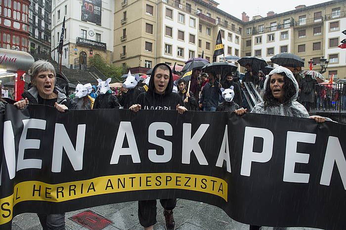 Euskal Herriko mugimendu antiespezistak eguniko manifestazioa, Bilbon. MONIKA DEL VALLE / FOKU