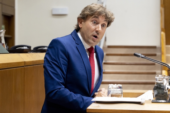 (ID_15330450) (Raul Bogajo/@FOKU) 2025-09-18, Gasteiz. Eusko Legebiltzarra