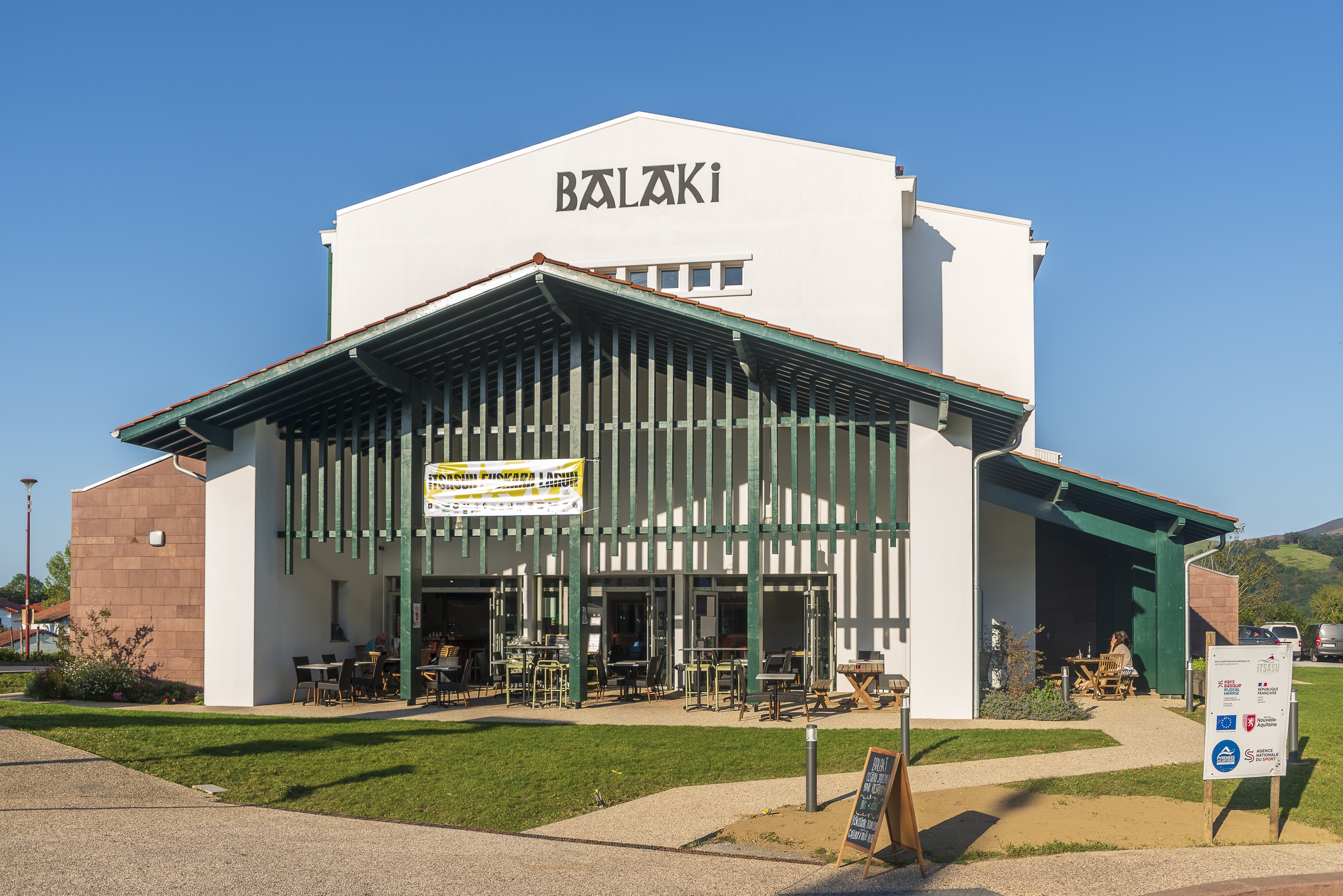 (ID_17582866801435) Balaki trinketa