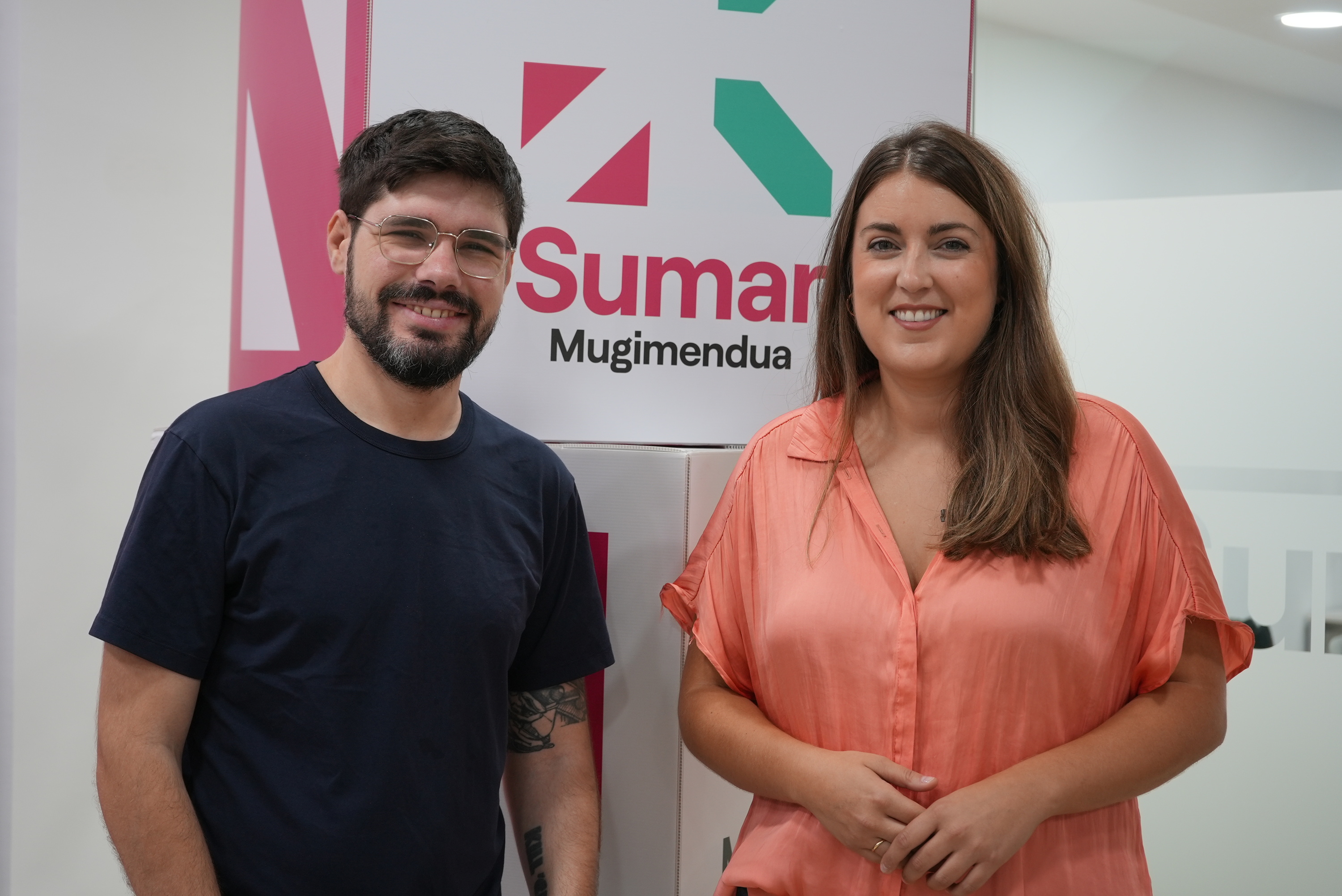 Lander Martinez eta Alba Garcia, gaur, Bilbon. SUMAR