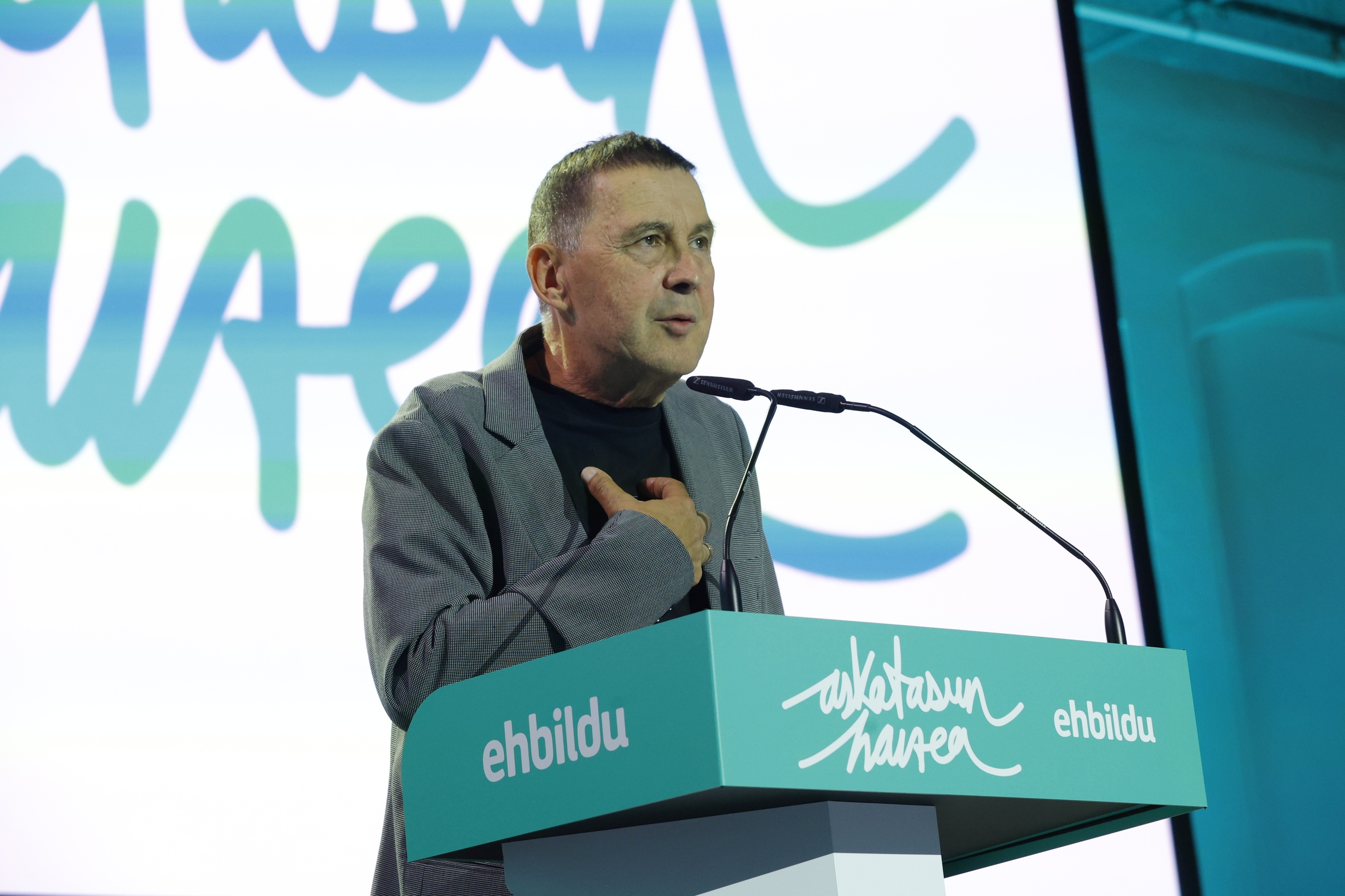 Arnaldo Otegiren hitzaldia, EH Bilduren Konferentzia Politikoan. MAIALEN ANDRES  / FOKU