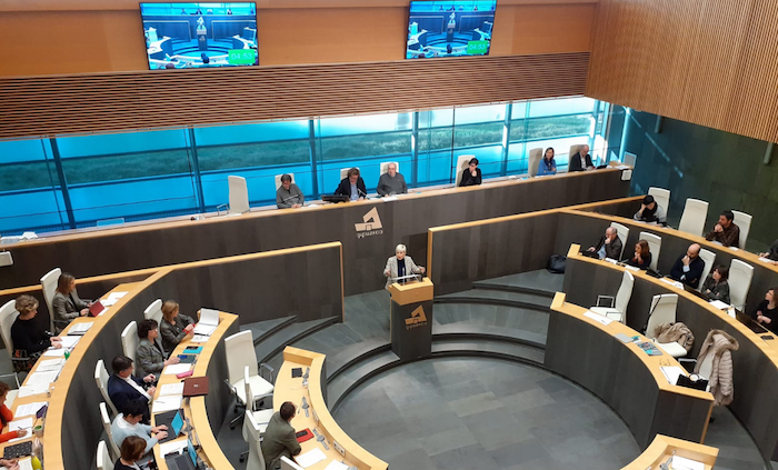 Gaur onartu dute mozioa Gipuzkoako Batzar Nagusiek. SARE