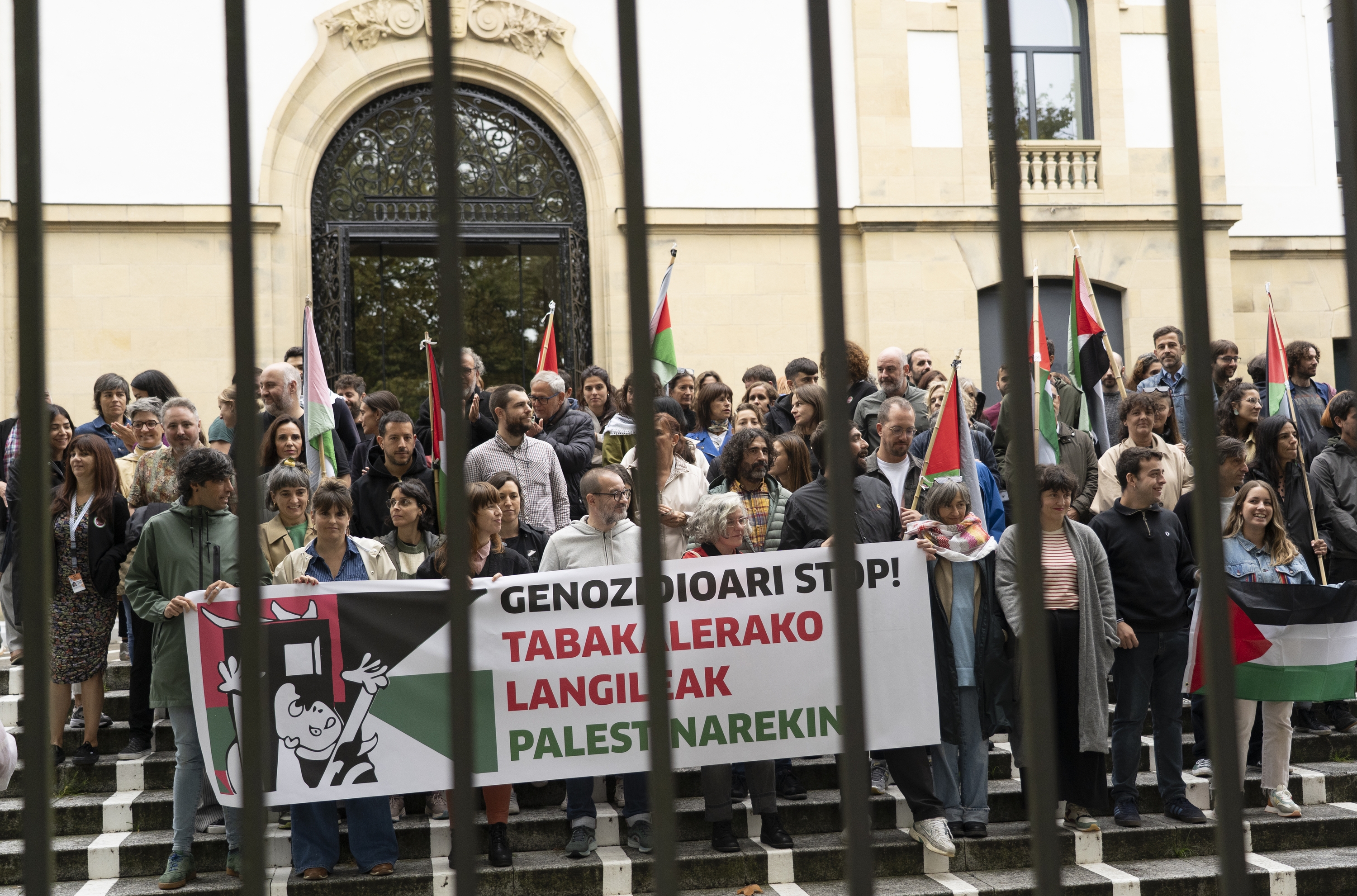 Palestinarren genozidioaren aurkako protesta bat, joan den asteazkenean, Donostian. JAGOBA MANTEROLA / FOKU