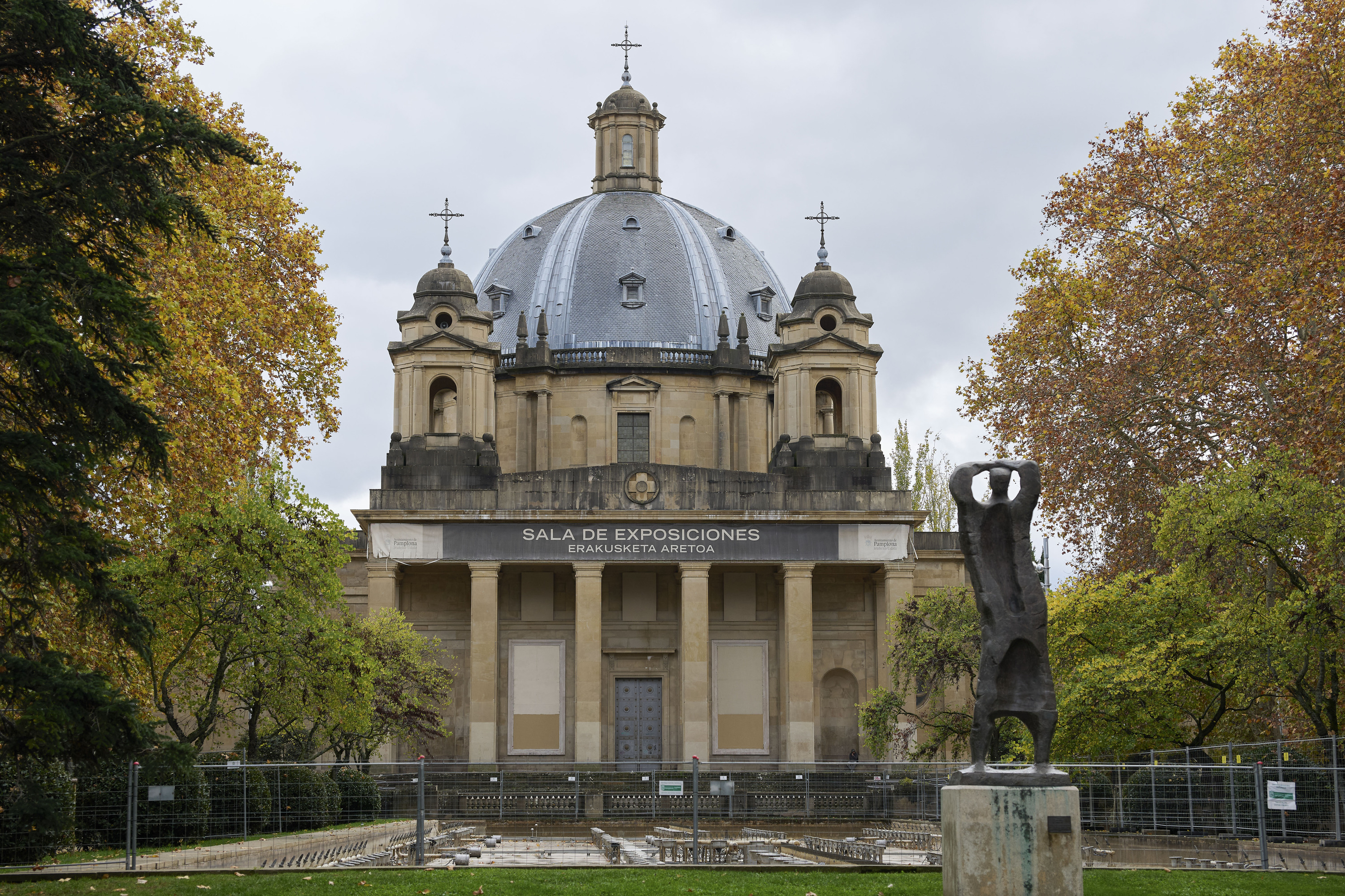 Erorien Monumentua