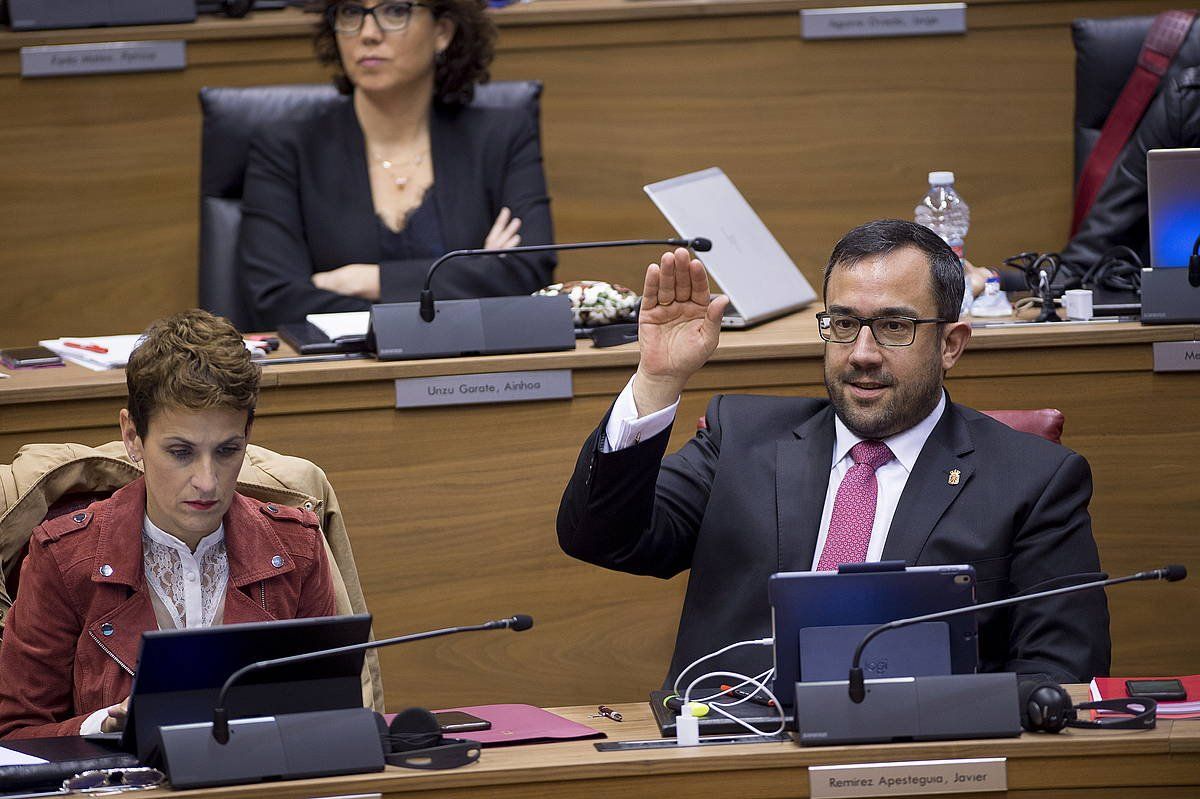 Javier Remirez, parlamentuan, abenduaren 12ko osoko bilkuran. IñIGO URIZ / FOKU