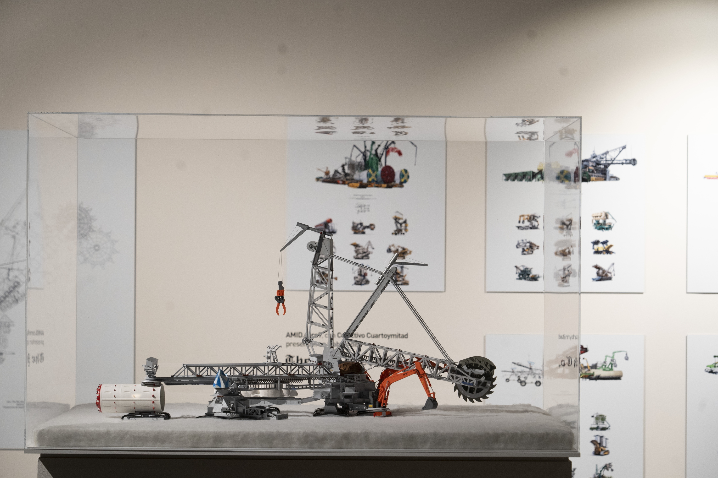Mugak Arkitektura Bienalaren 2023ko aldian ikusgai egon zen 'Gran Via Toxic' proiektua. GORKA RUBIO / FOKU