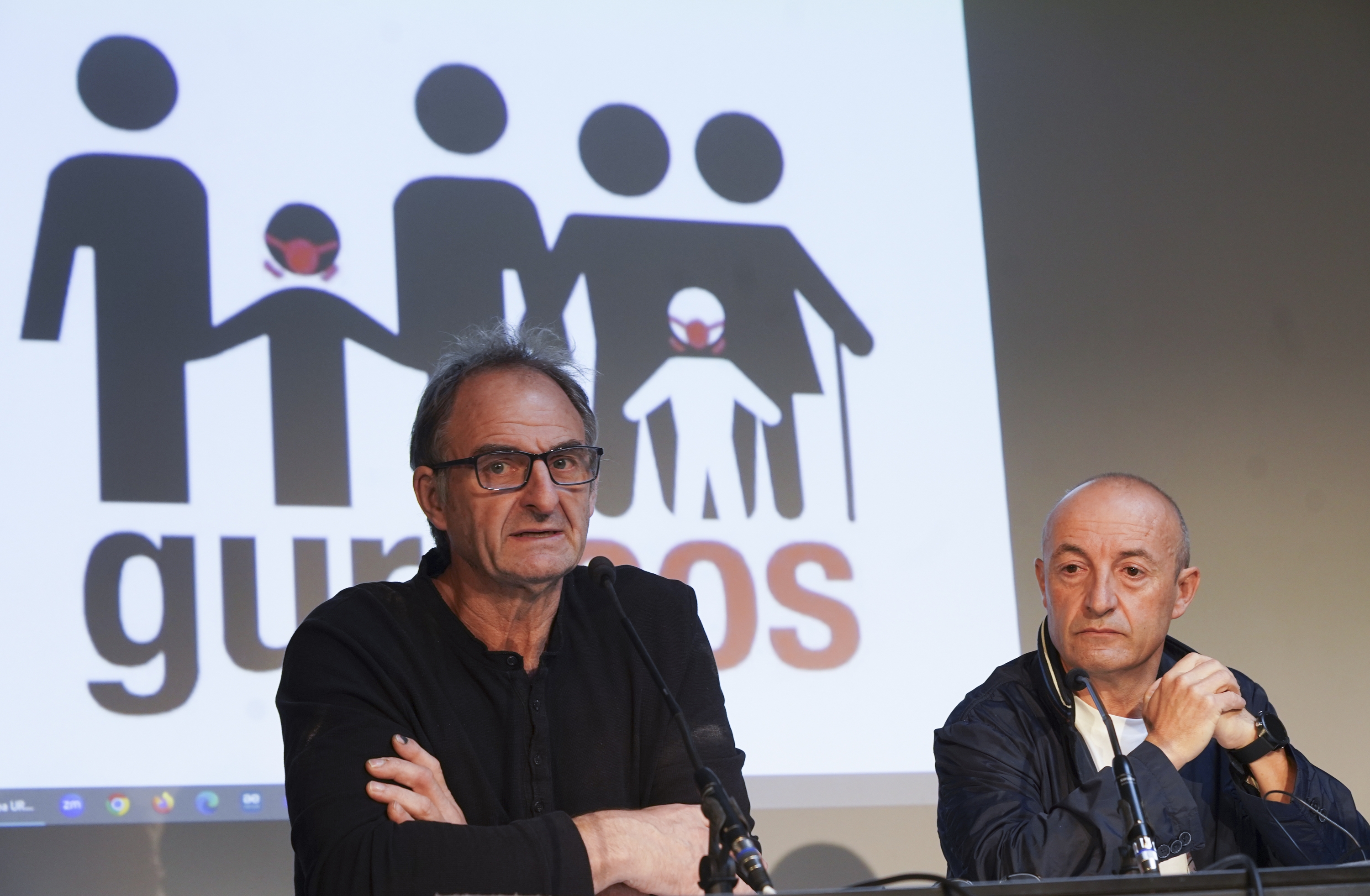 Joxe Mari Izeta eta Joseba Belaustegi, gaur, Donostian. JOSEBA MANTEROLA / FOKU