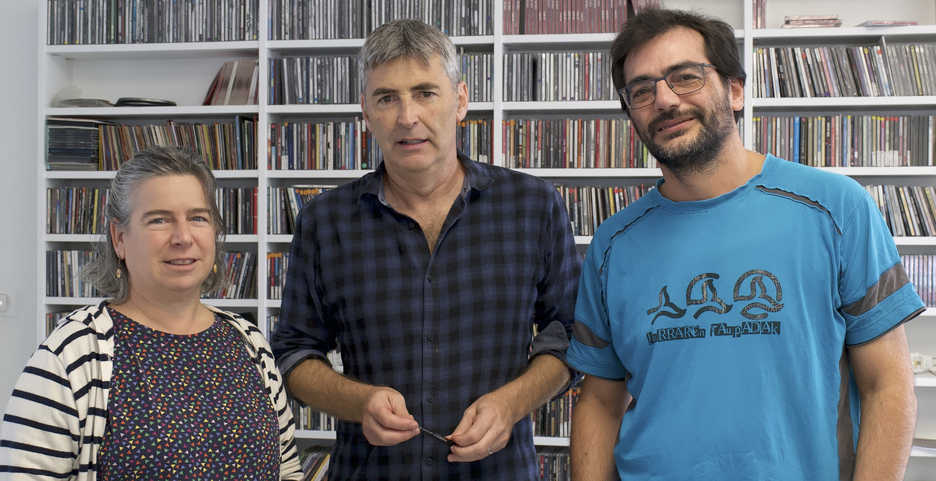 Aitzpea Leizazola, Jose Luis Aizpuru eta Peio Jorajuria 'Pentsaketan' saioan. EUSKAL IRRATIAK