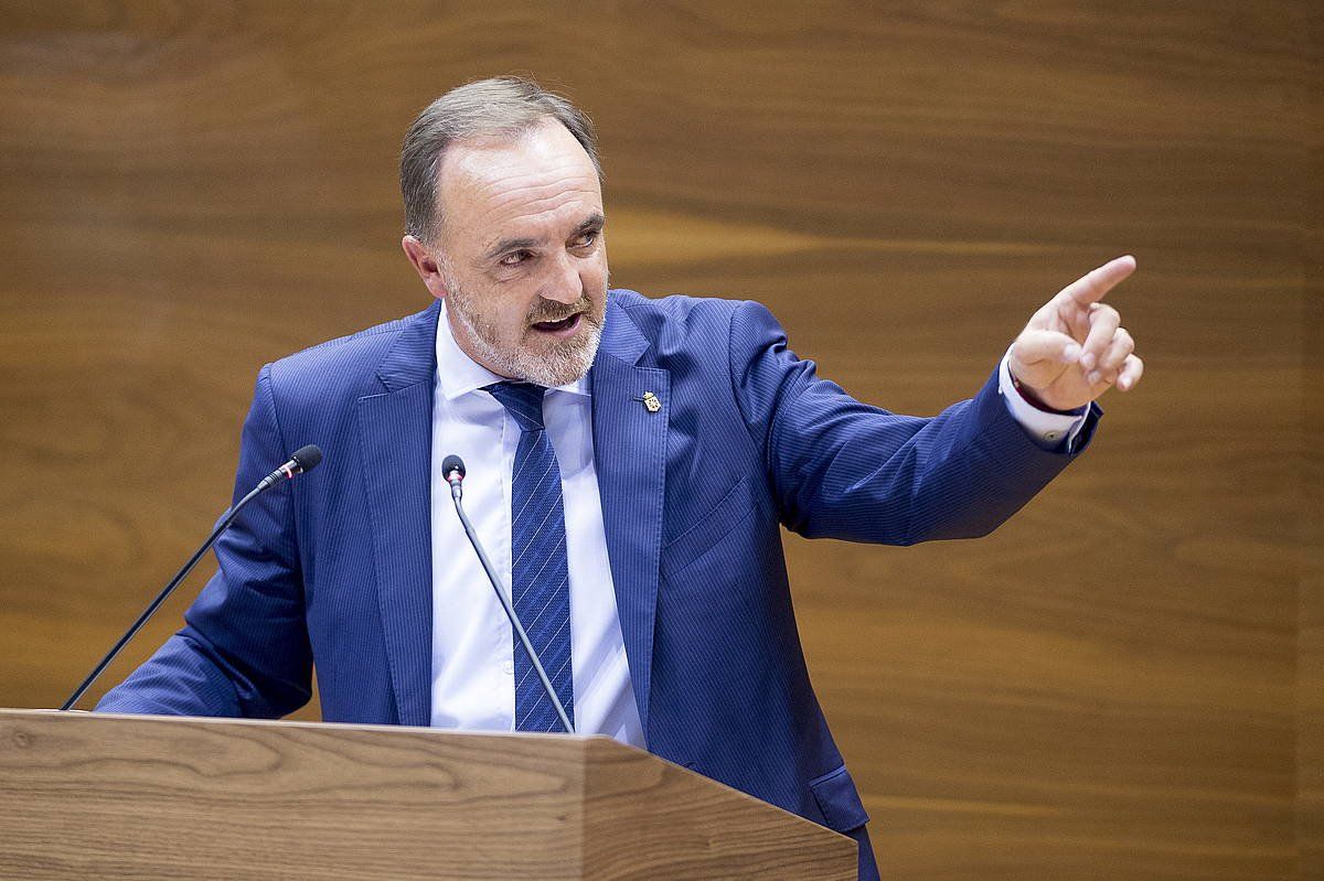 Javier Esparza, Nafarroako Legebiltzarrean. IÑIGO URIZ / FOKU