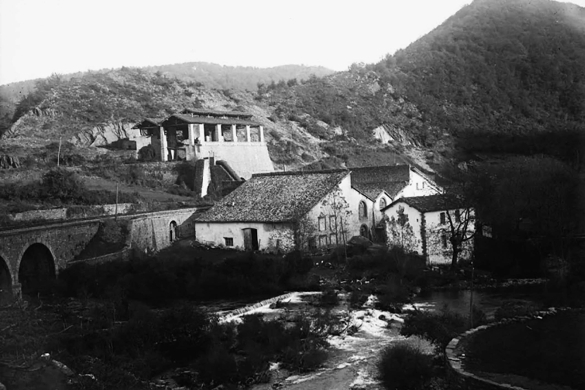 (ID_17603410121515) (/EZEZAGUNA) Pastaola paper lantegia, lehen
