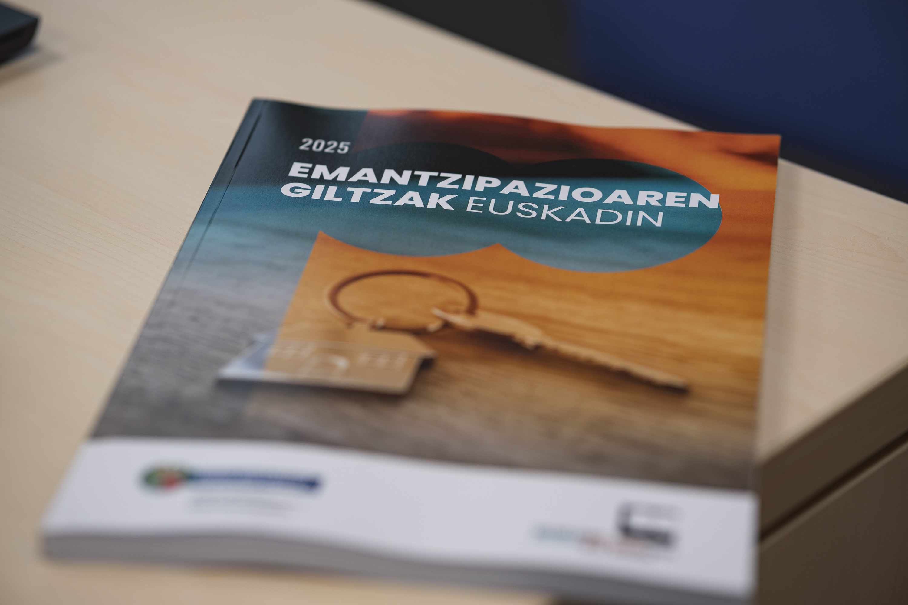 Gazteen emantzipazioari buruzko hainbat datu bildu ditu Jaurlaritzak txostenean. ARITZ LOIOLA / FOKU