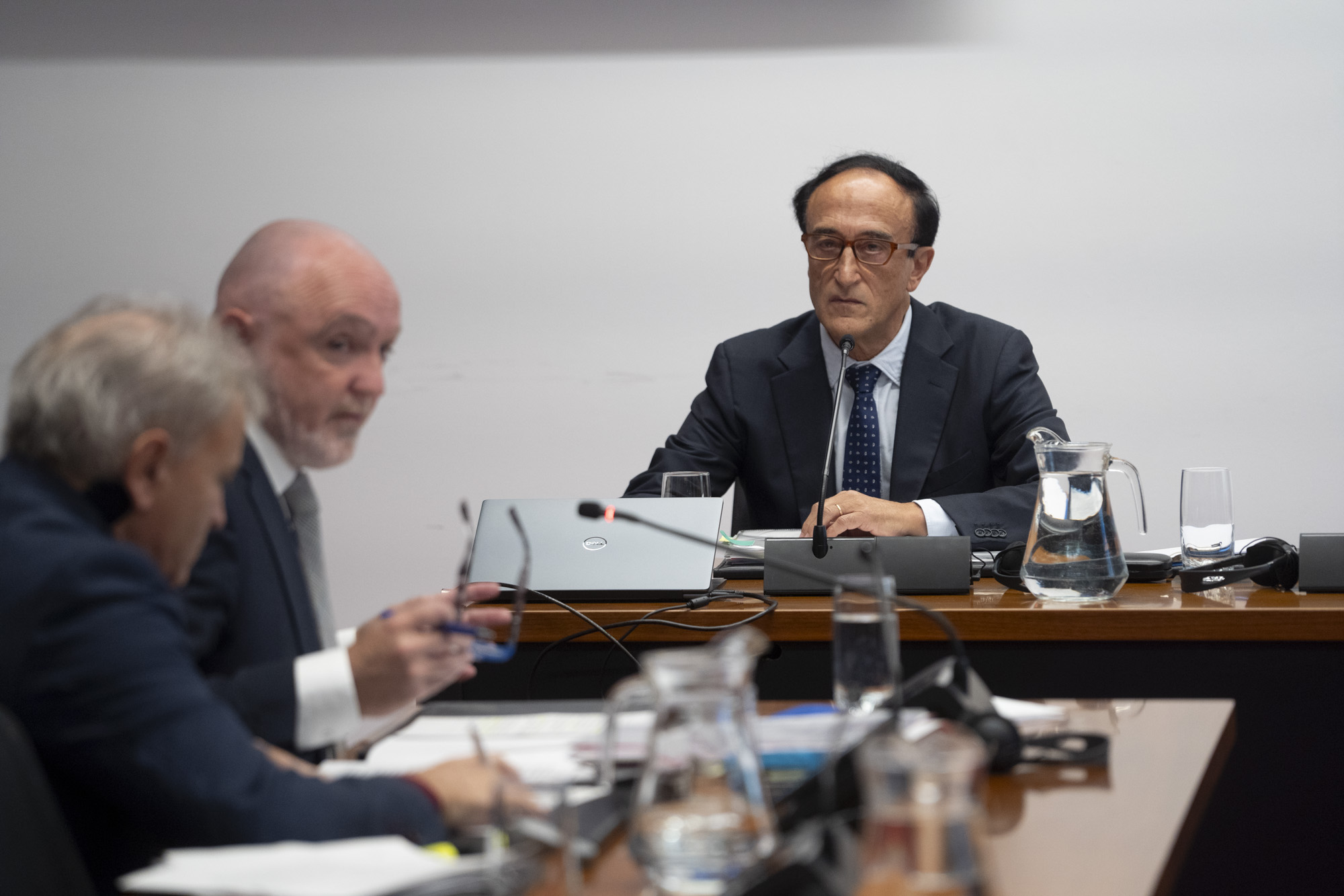 Belateko tunelen kontratazio mahaiko presidenteak bere ohorea «auzitan jartzea» aurpegiratu dio UPNri