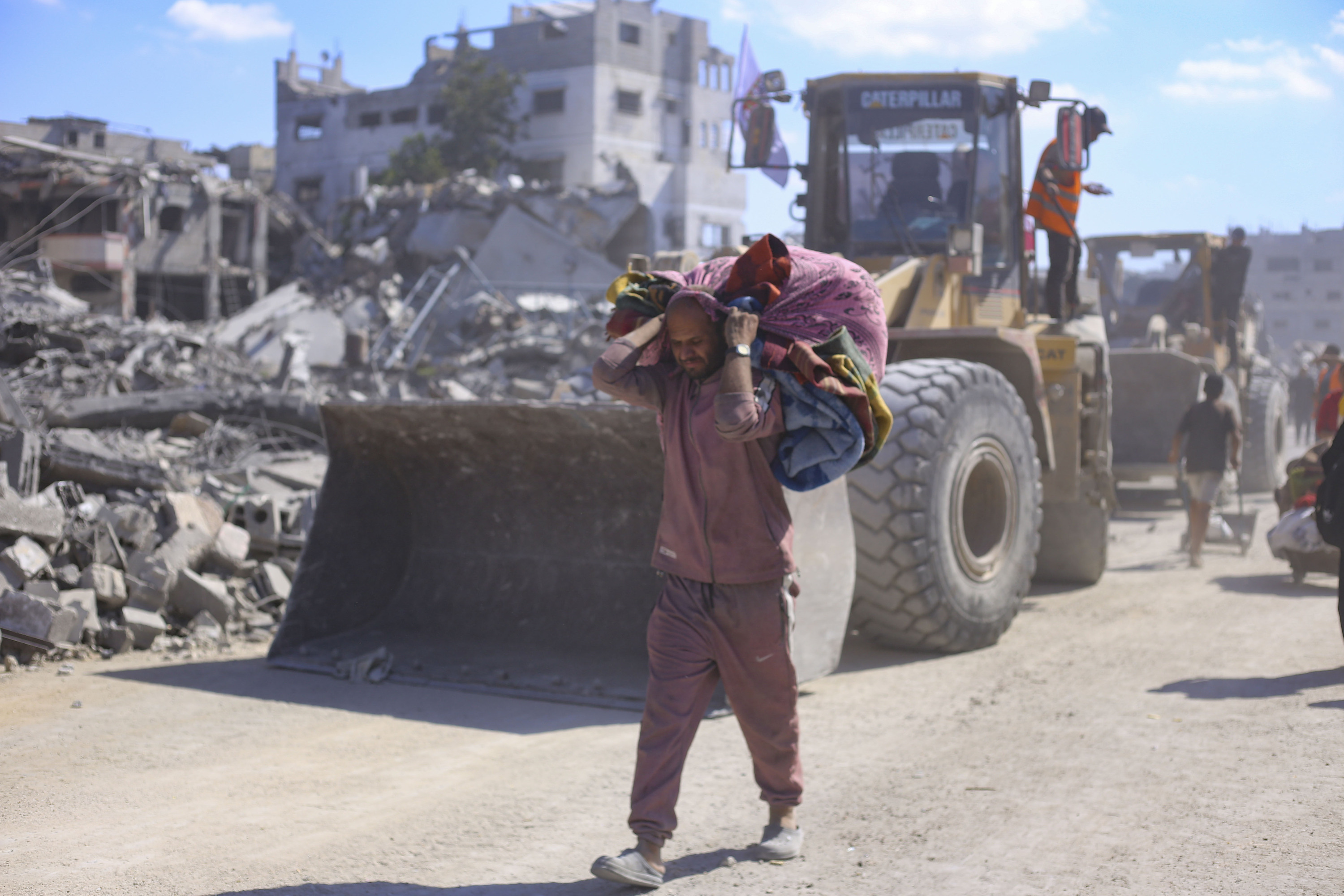 Palestinar bat, gaur, Gaza hirian. AHMAD AWAD / EFE