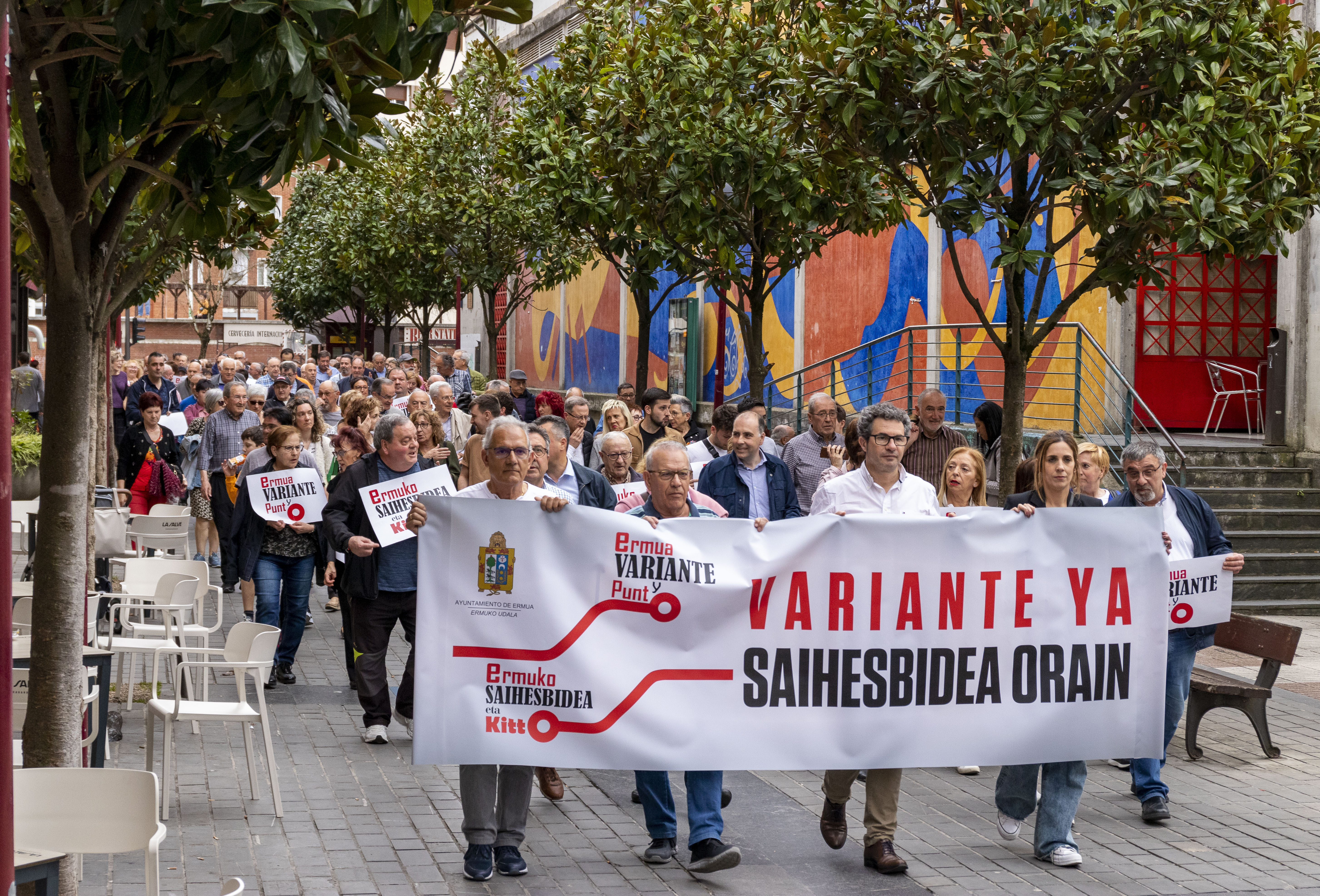 Saihesbidearen aldeko manifestazioa, Ermuan, 2023an. BERRIA