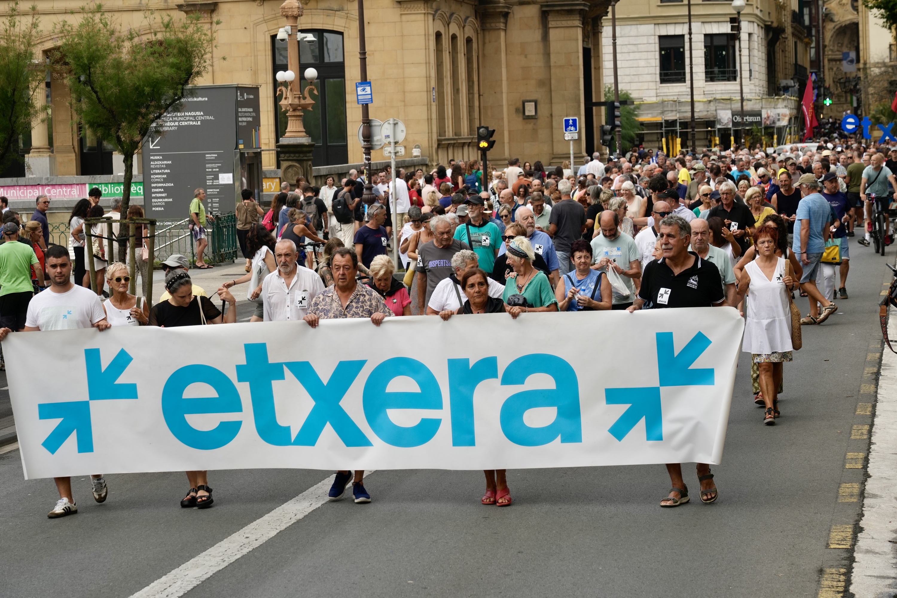 Sarek antolatutako manifestazio bat, Donostian. ANDONI CANELLADA / FOKU