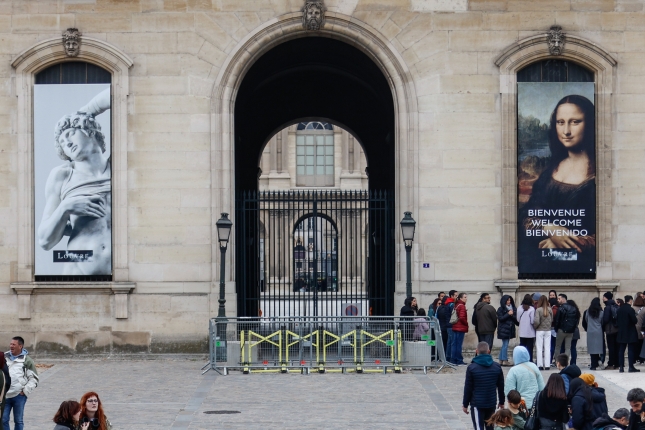 (ID_15432880) FRANCE MUSEUM LOUVRE (ID_15432880) FRANCE MUSEUM LOUVRE