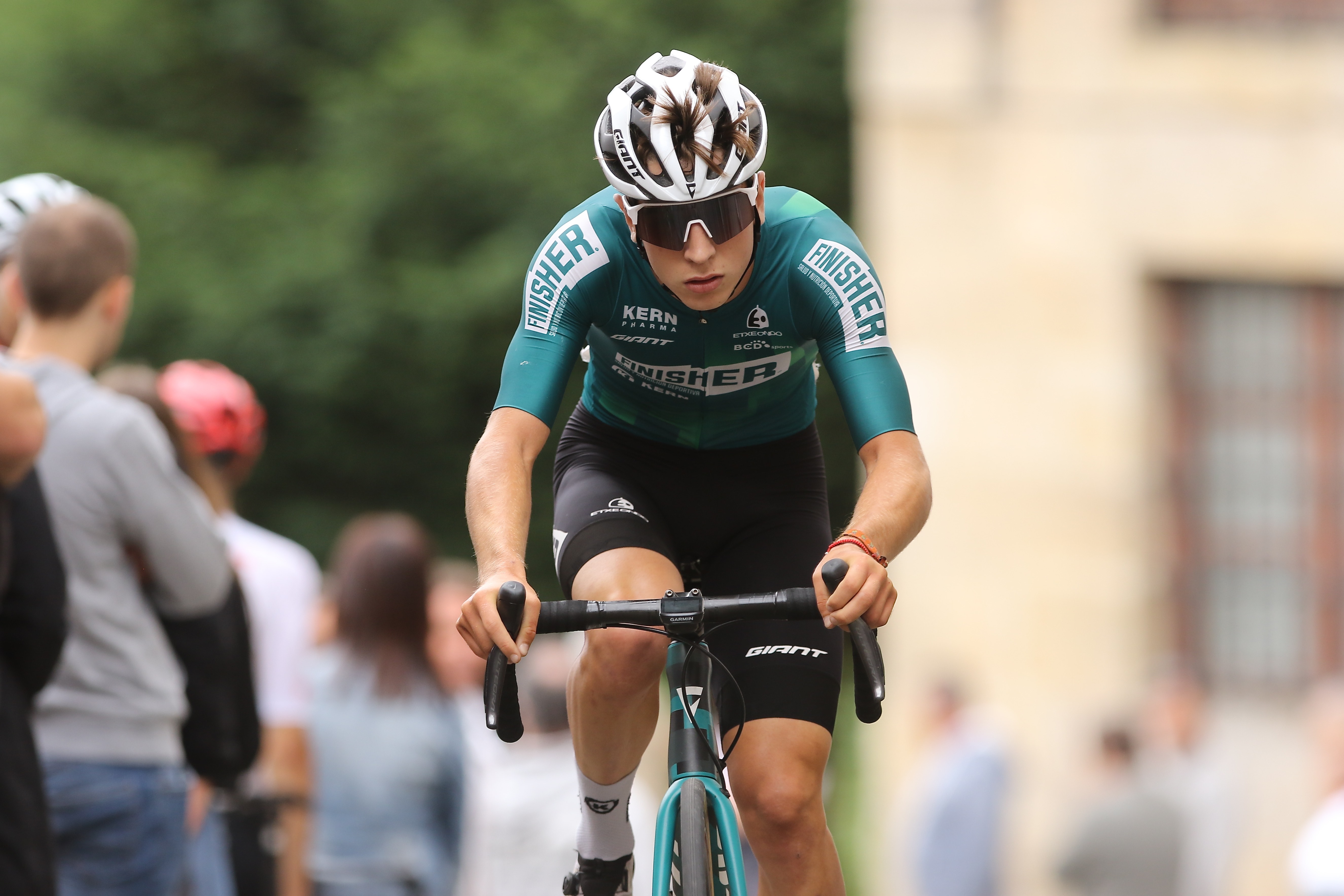 Kayet Iribarne Finisher taldearekin.