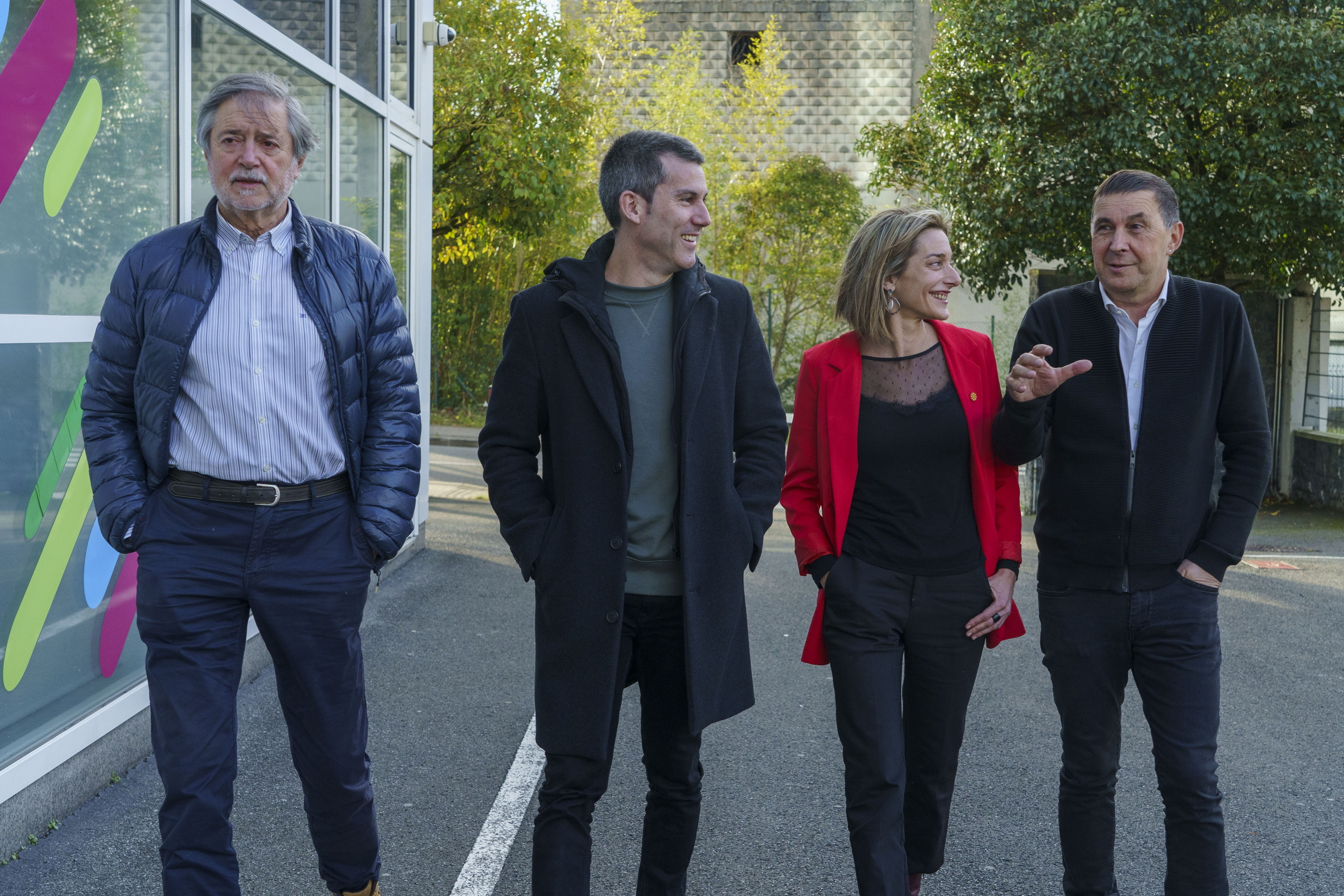 Diez, Rodriguez, Zabaleta eta Otegi, Konstituzionalaren erabakiaren berri izan ostean. JON URBE / FOKU