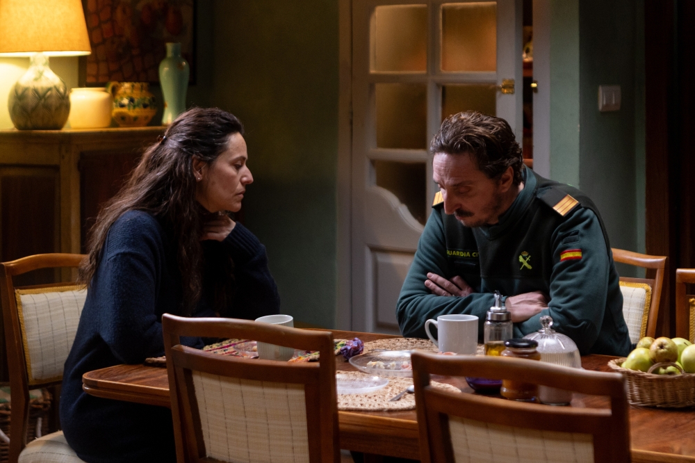 Itziar Ituno Netflixen El cuco de cristal telesailean